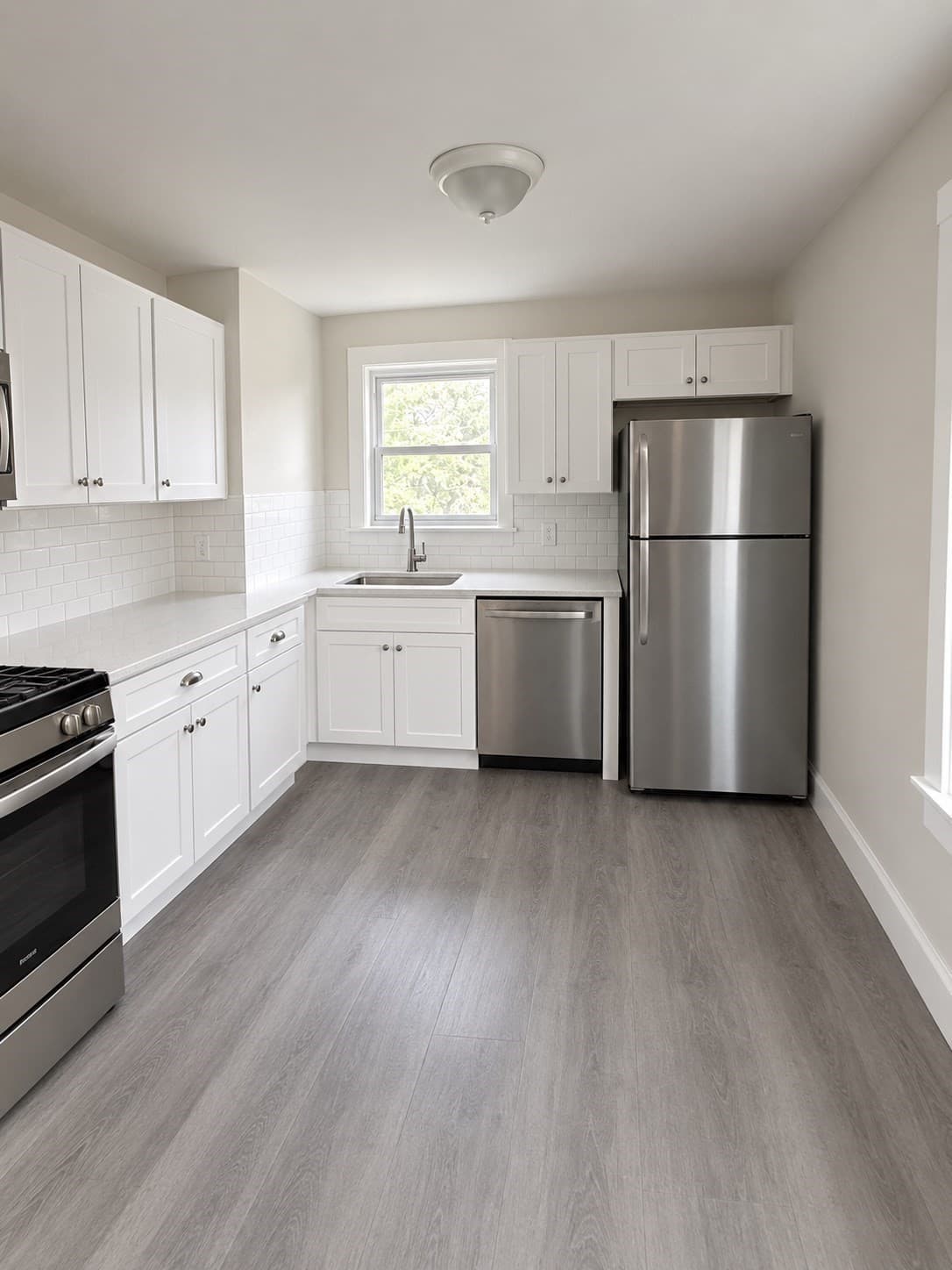 Condominium at 22 Goldsmith Street # 4, Littleton MA 01460, Littleton, photo 2 of 14