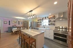 54R Nahant St, Lynn MA 01902