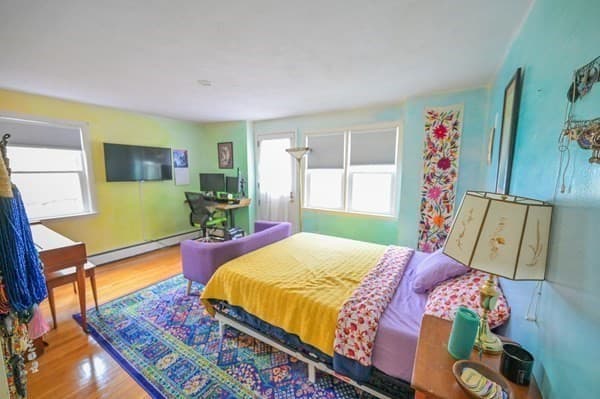 Single Family Residence at 54R Nahant St, Lynn MA 01902, Lynn, photo 5 of 9