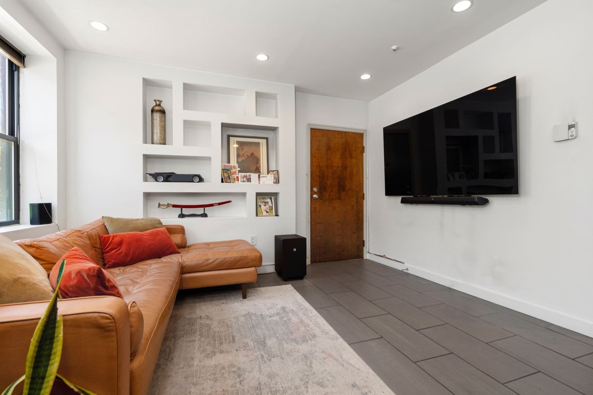 Condominium at 7 Cypress Rd # 702, Boston MA 02135, Boston, photo 3 of 21