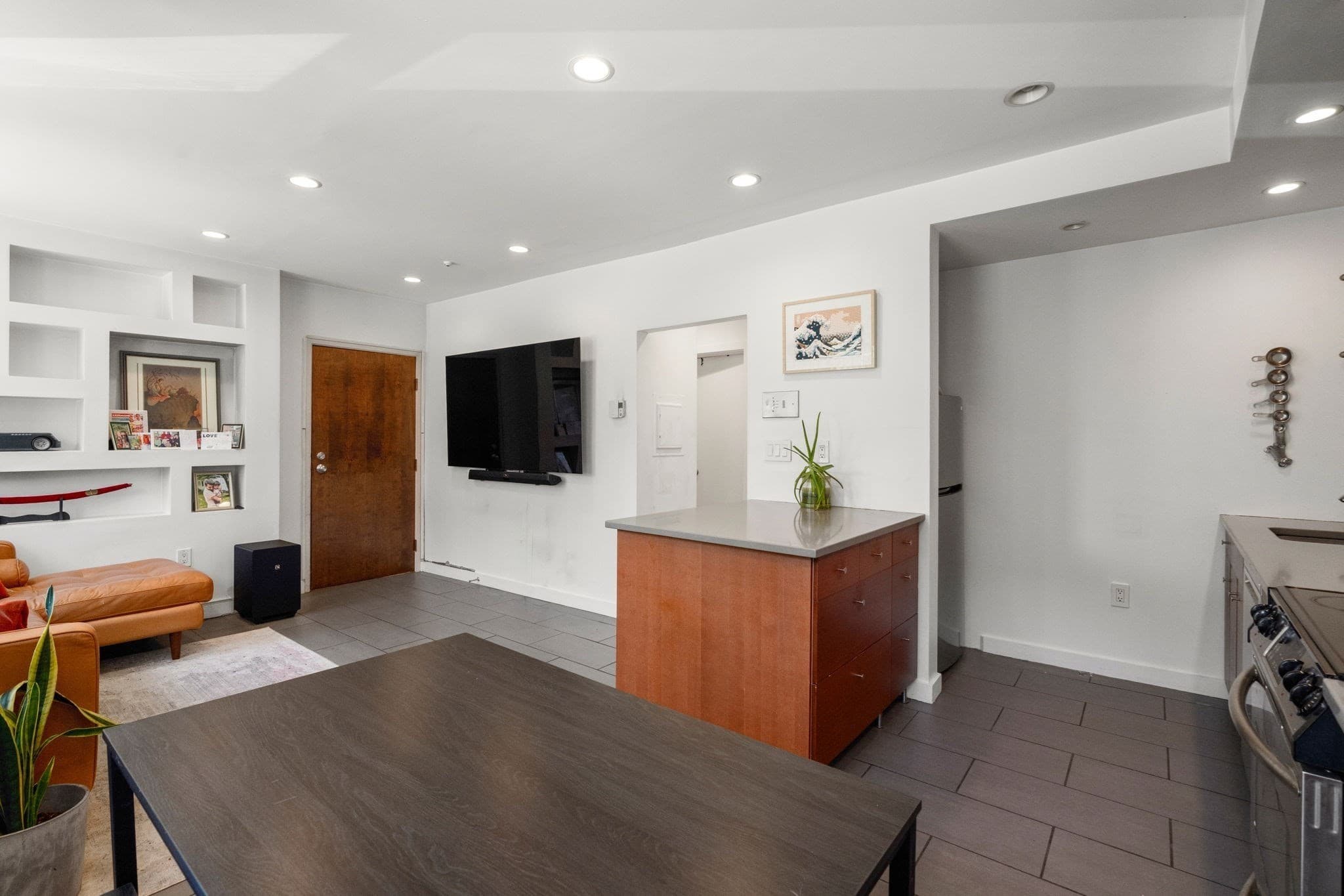 Condominium at 7 Cypress Rd # 702, Boston MA 02135, Boston, photo 9 of 21