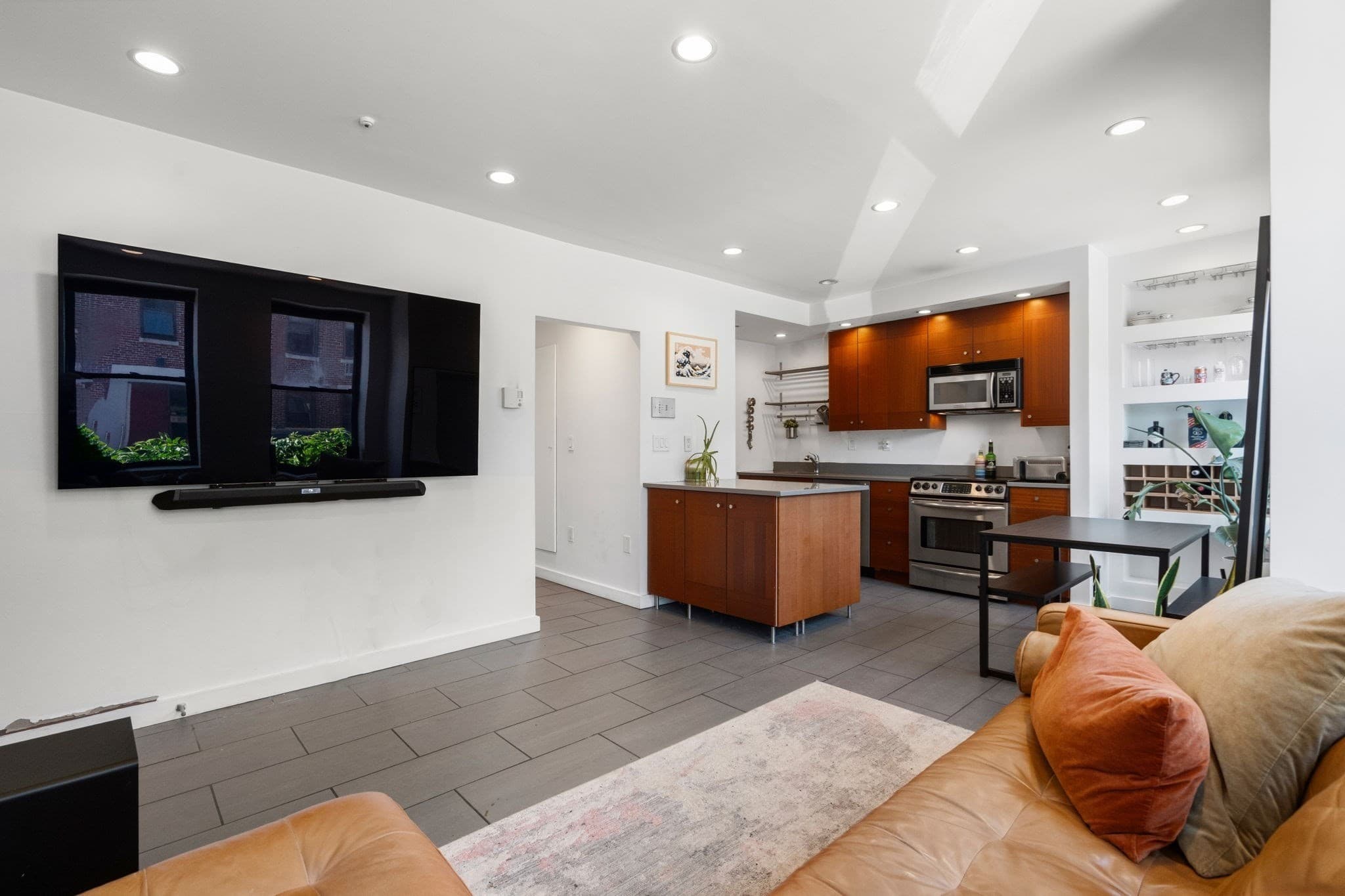 Condominium at 7 Cypress Rd # 702, Boston MA 02135, Boston, photo 4 of 21