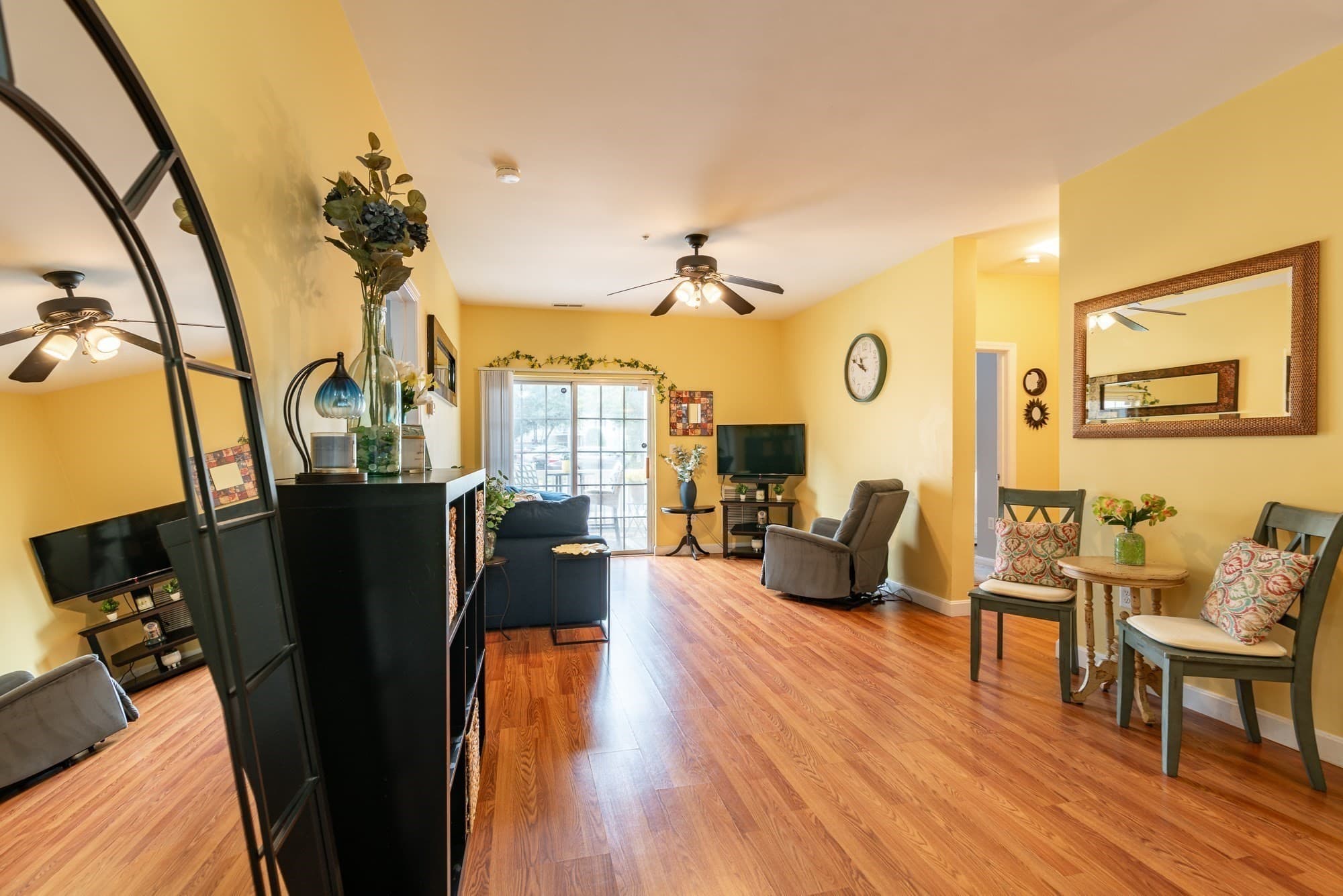 Condominium at 23 Hampshire Rd # 113, Methuen MA 01844, Methuen, photo 13 of 32