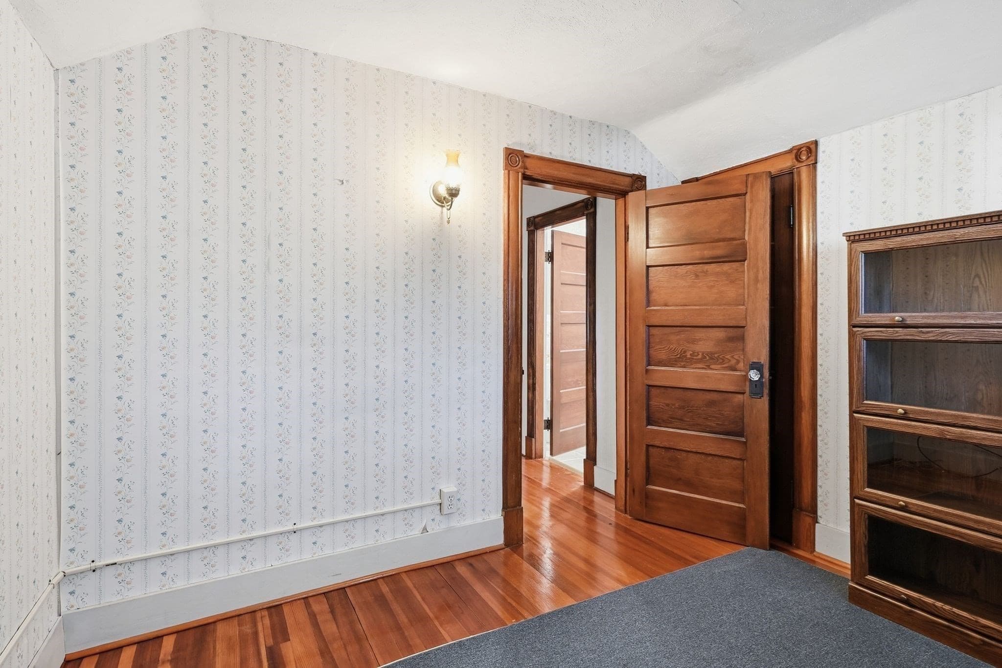 Single Family Residence at 46 Rush St, Springfield MA 01109, Springfield, photo 30 of 40