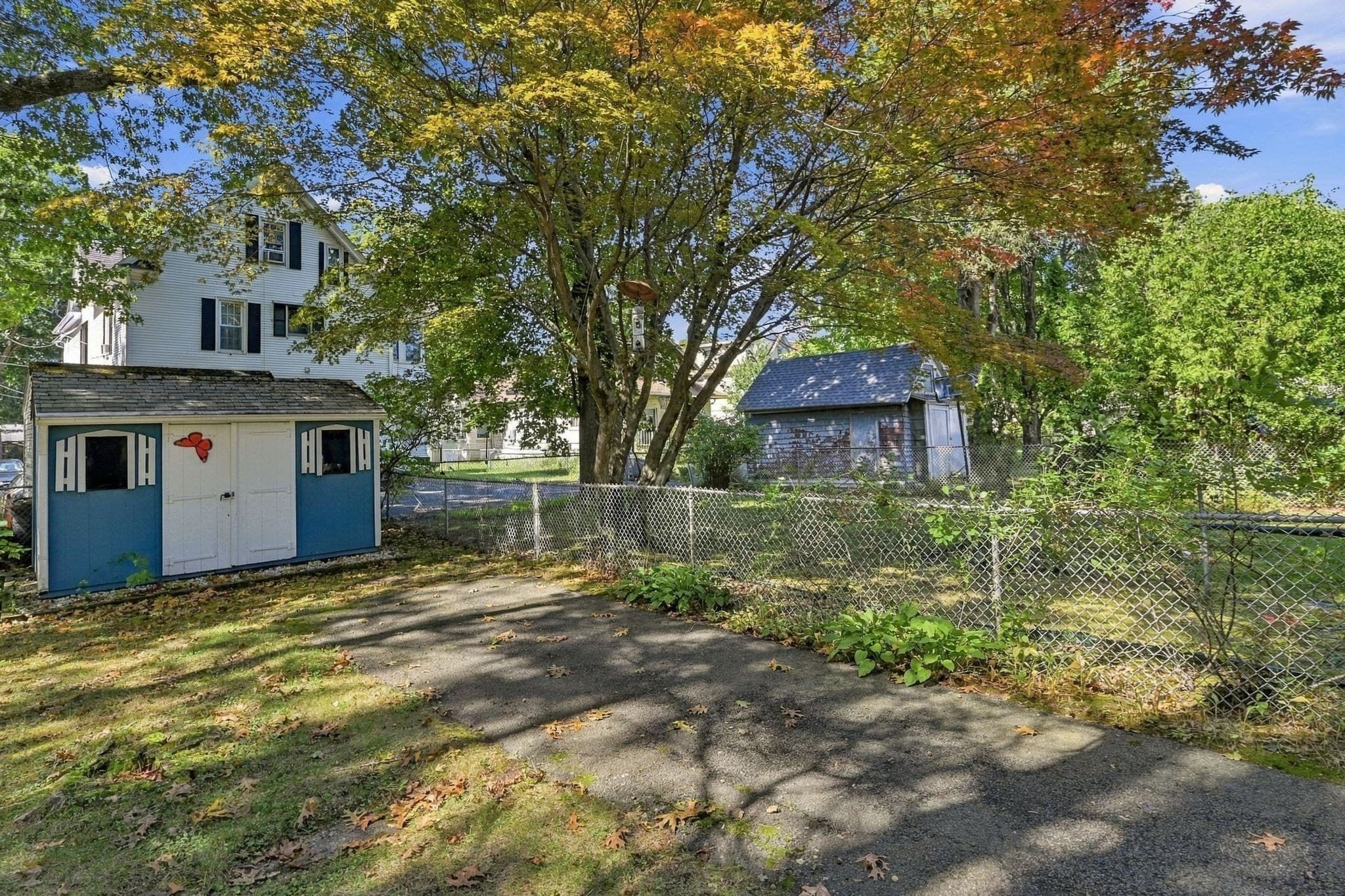 Single Family Residence at 46 Rush St, Springfield MA 01109, Springfield, photo 4 of 40
