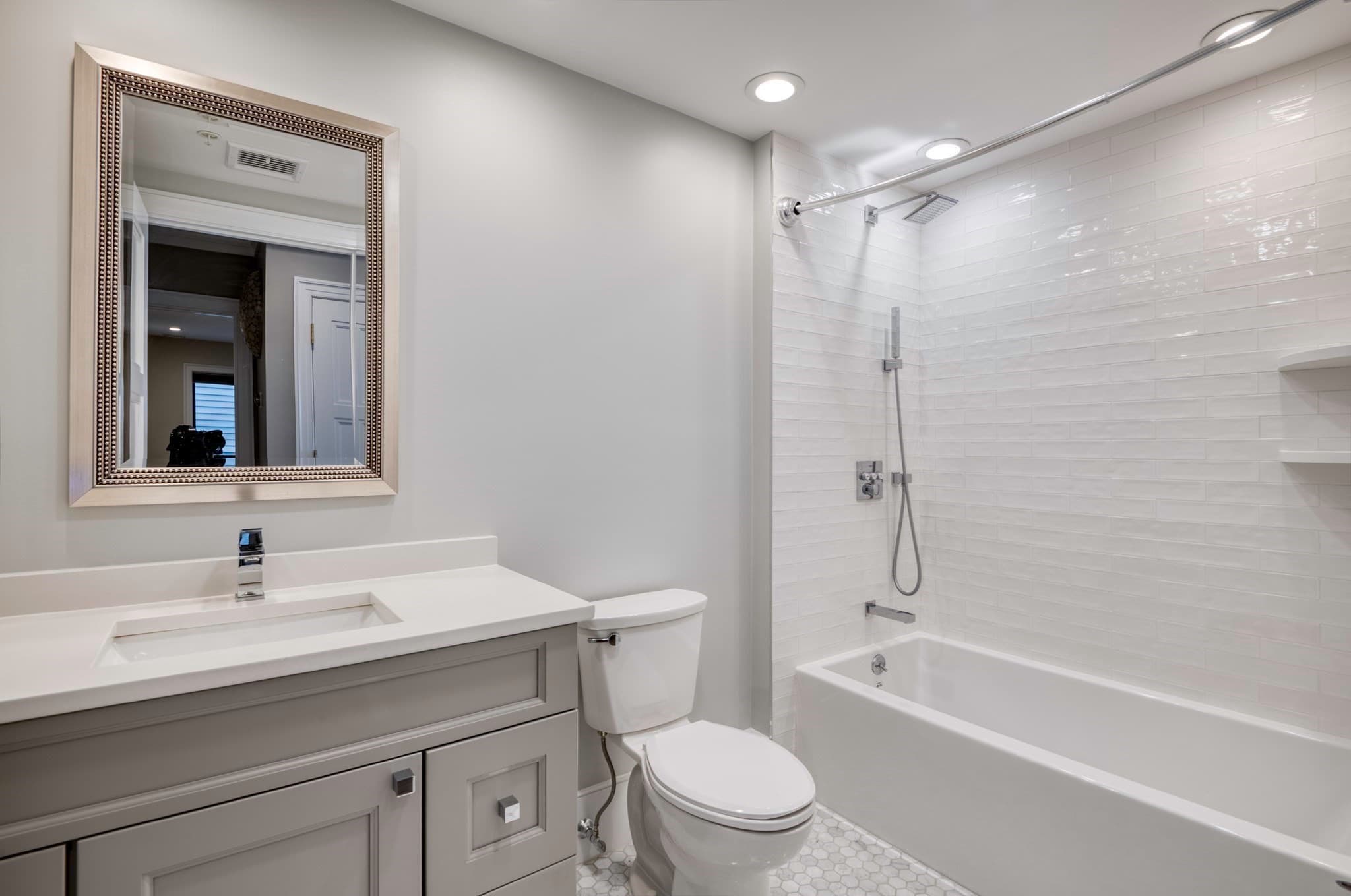 Condominium at 377 West First # 6, Boston MA 02127, Boston, photo 11 of 37