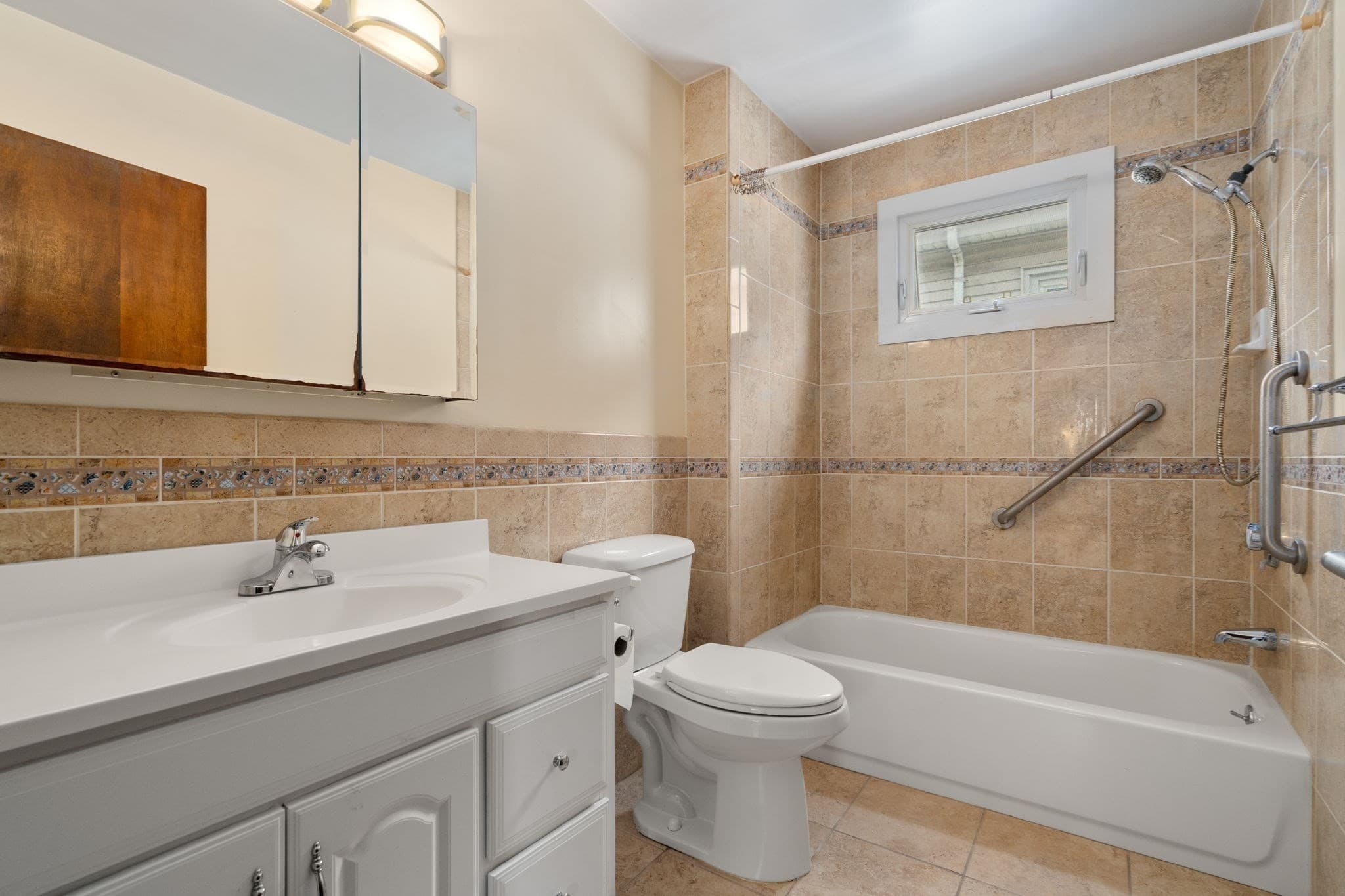 2 Family - 2 Units Up/Down at 273 Medford St, Somerville MA 02143, Somerville, photo 14 of 36