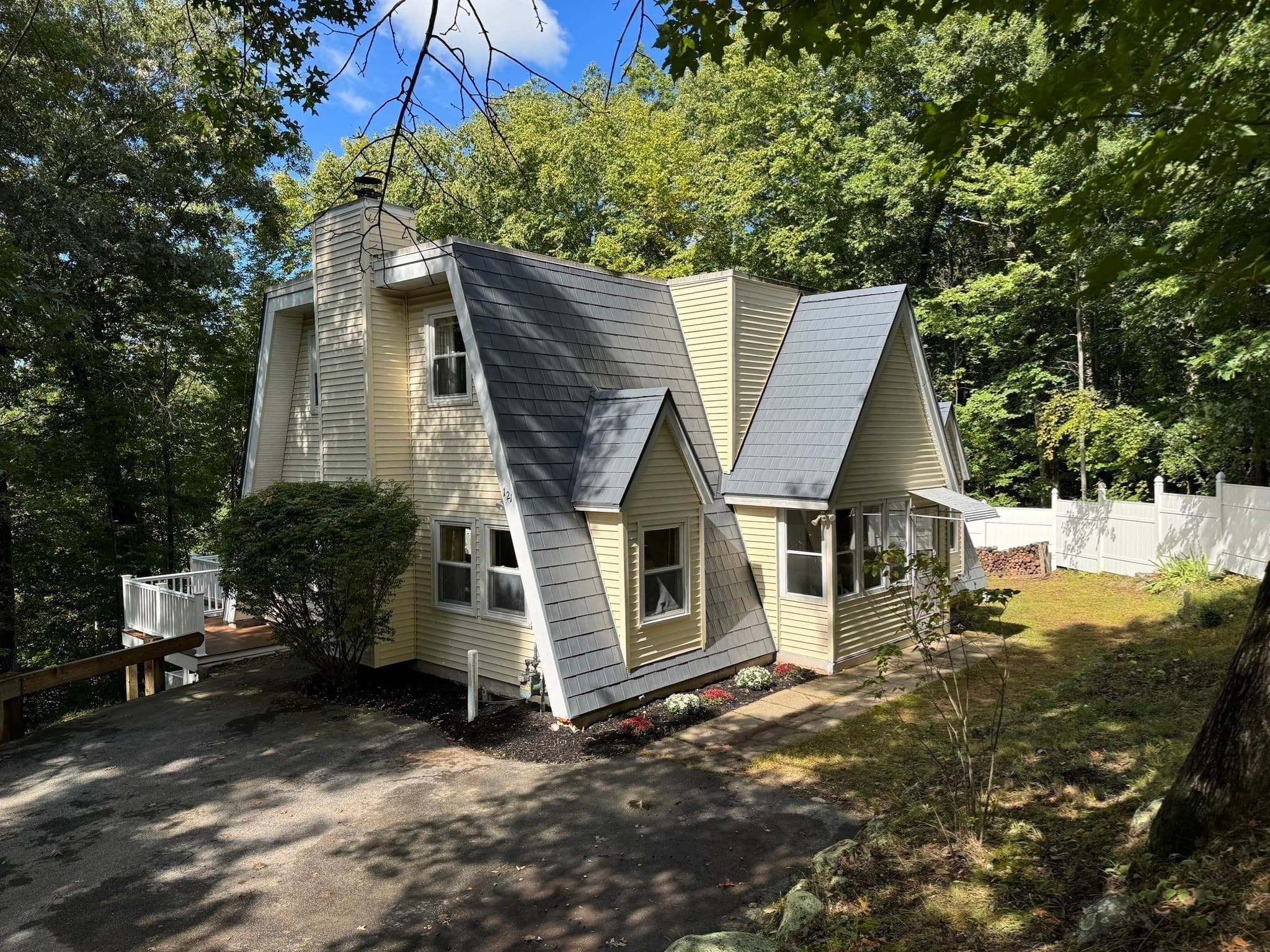 Single Family Residence at 121 Copperfield Rd, Worcester MA 01602, Worcester, photo 26 of 26