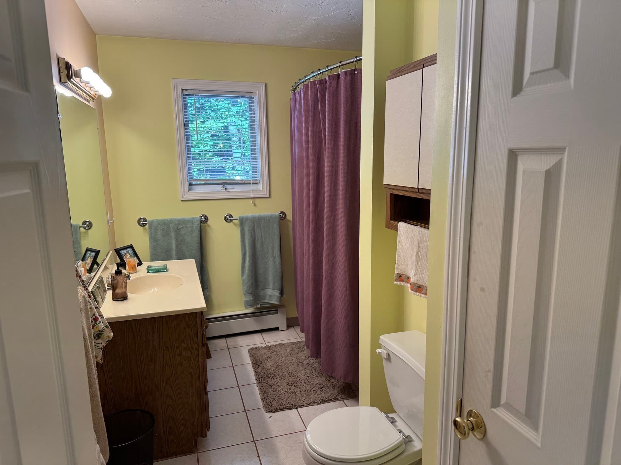 Single Family Residence at 121 Copperfield Rd, Worcester MA 01602, Worcester, photo 7 of 26