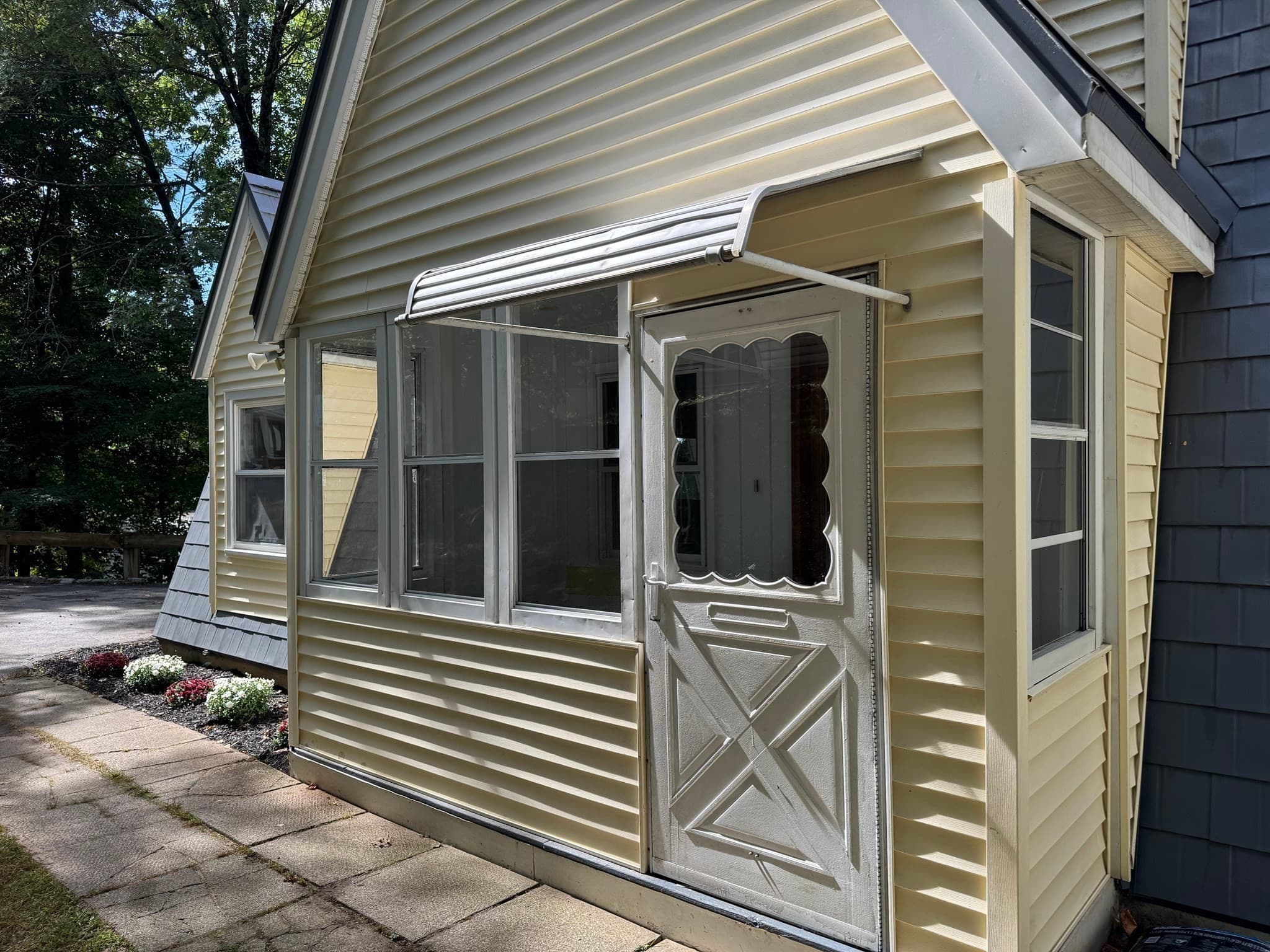 Single Family Residence at 121 Copperfield Rd, Worcester MA 01602, Worcester, photo 24 of 26