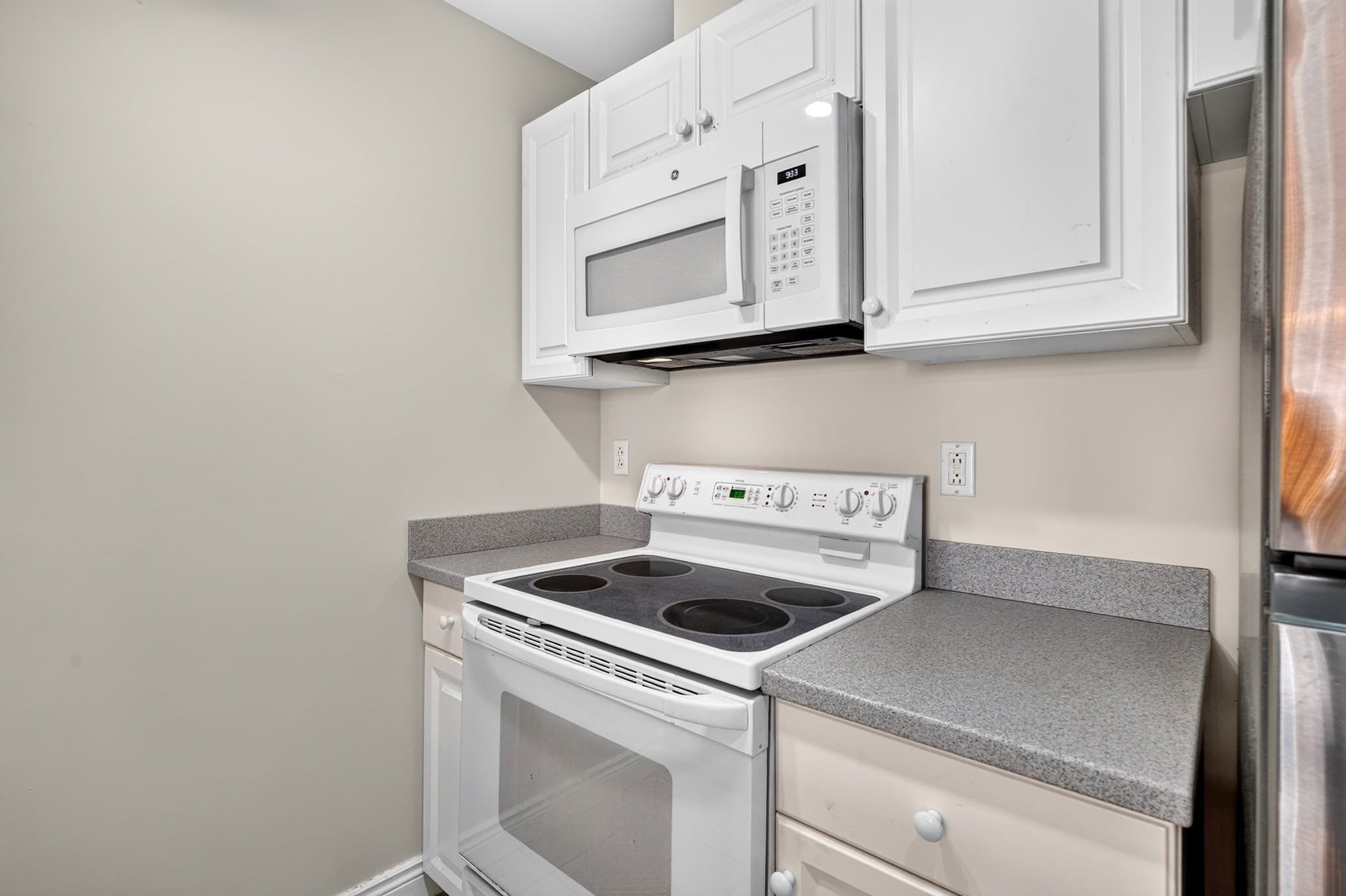 Condominium at 4 Charlesgate East # 402, Boston MA 02115, photo 20 of 36
