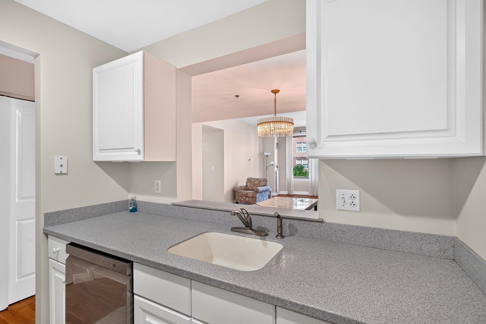 Condominium at 4 Charlesgate East # 402, Boston MA 02115, photo 21 of 36