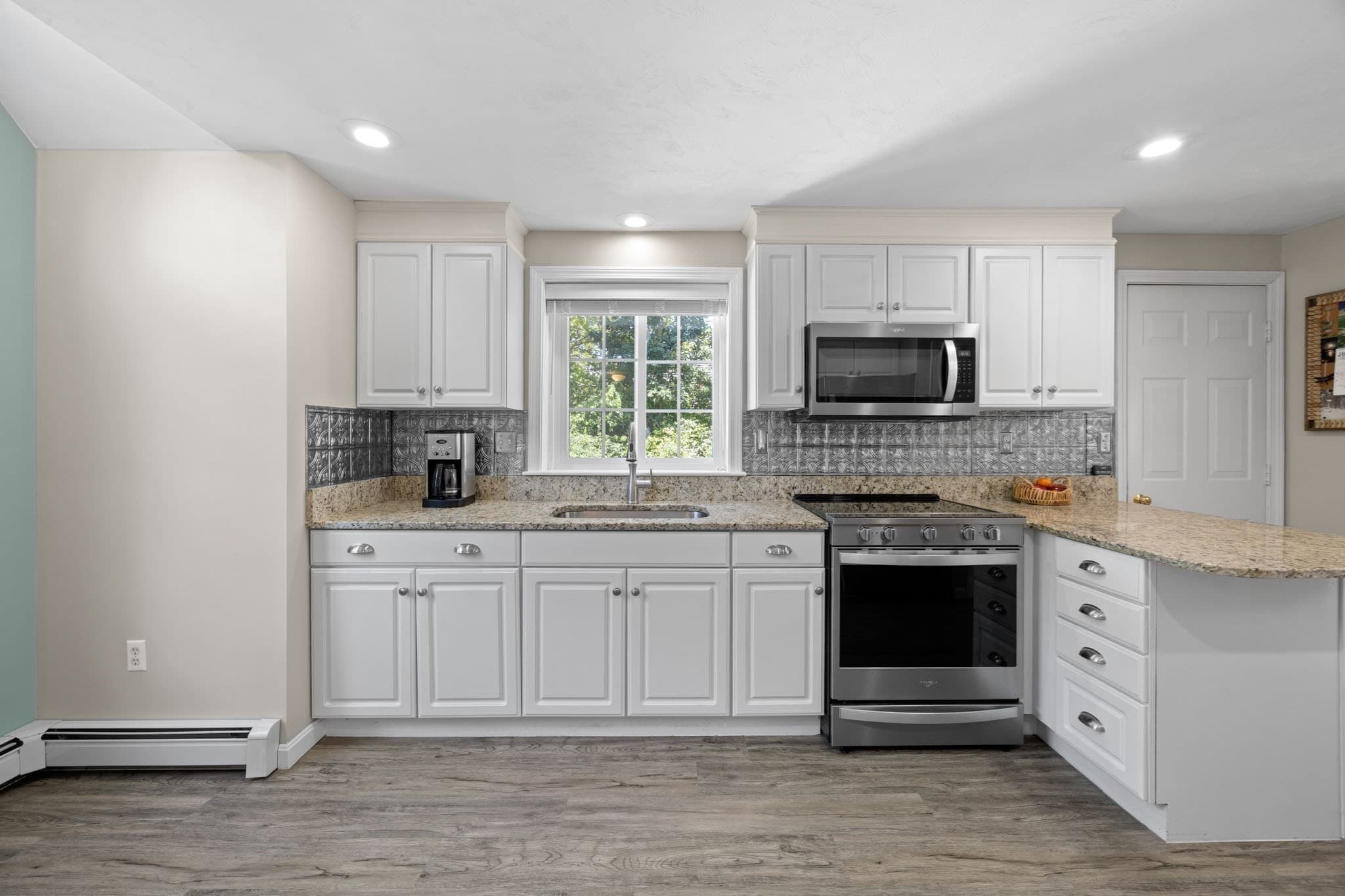 Single Family Residence at 18 Pleasant Wood Dr, Sandwich MA 02563, Sandwich, photo 2 of 25