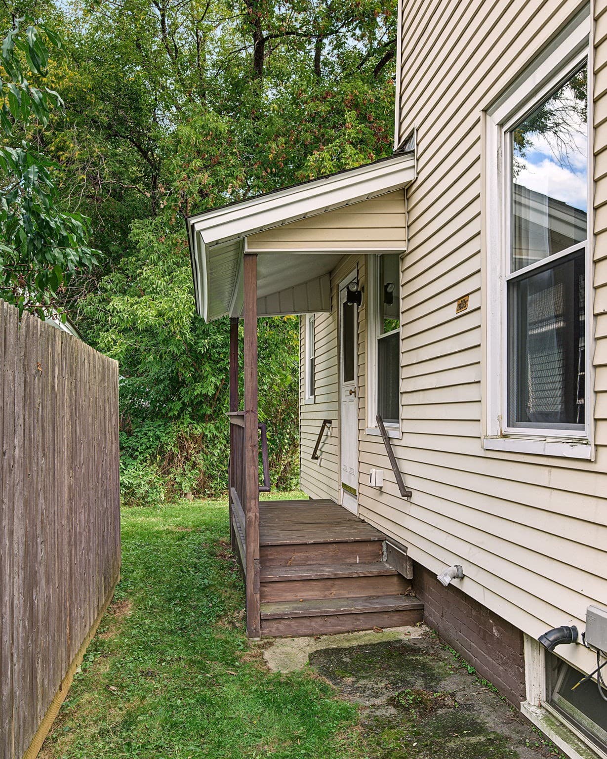 Single Family Residence at 37 Elm St, Greenfield MA 01301, Greenfield, photo 22 of 32