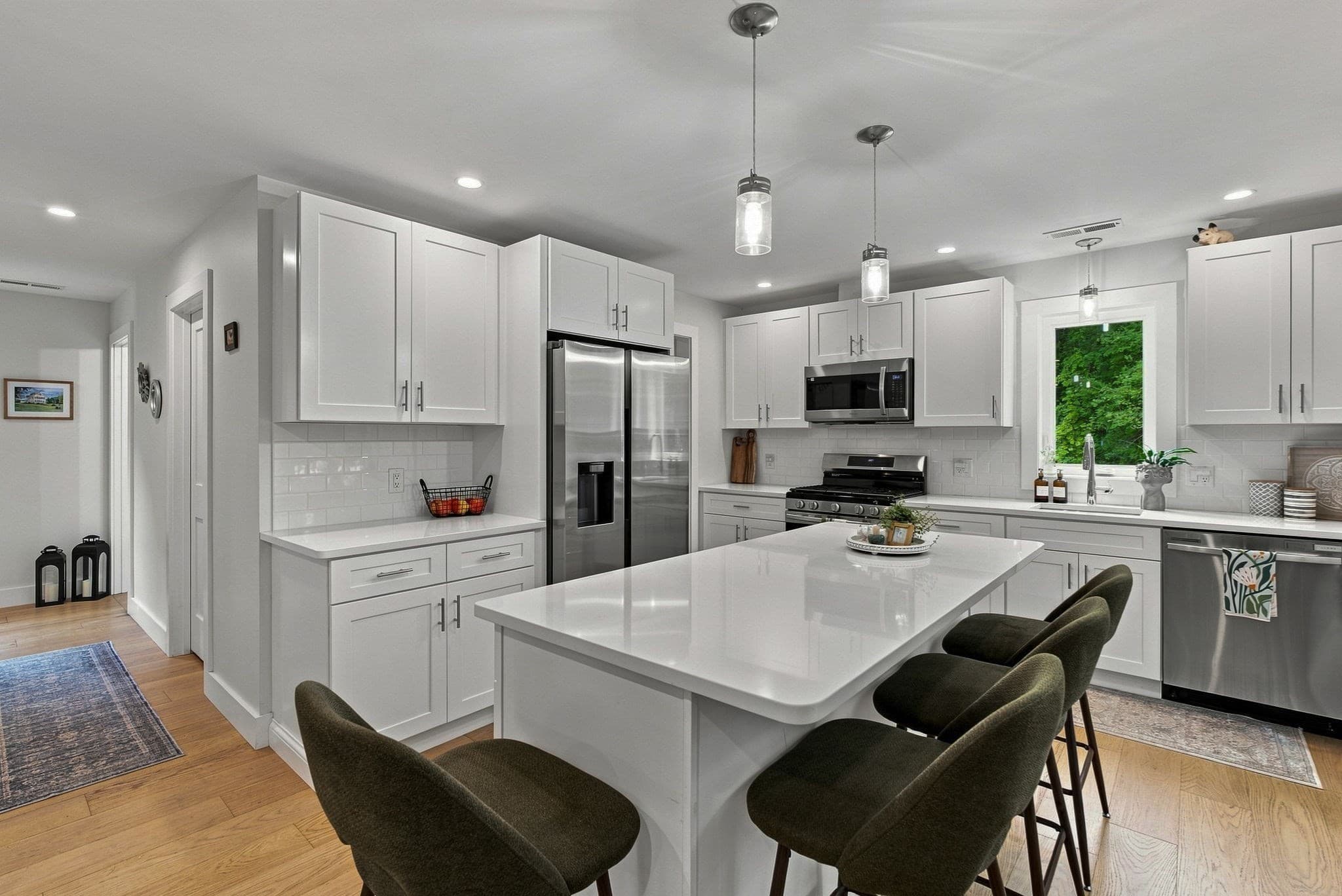 Single Family Residence at 24 Locust St, Salisbury MA 01952, Salisbury, photo 5 of 38