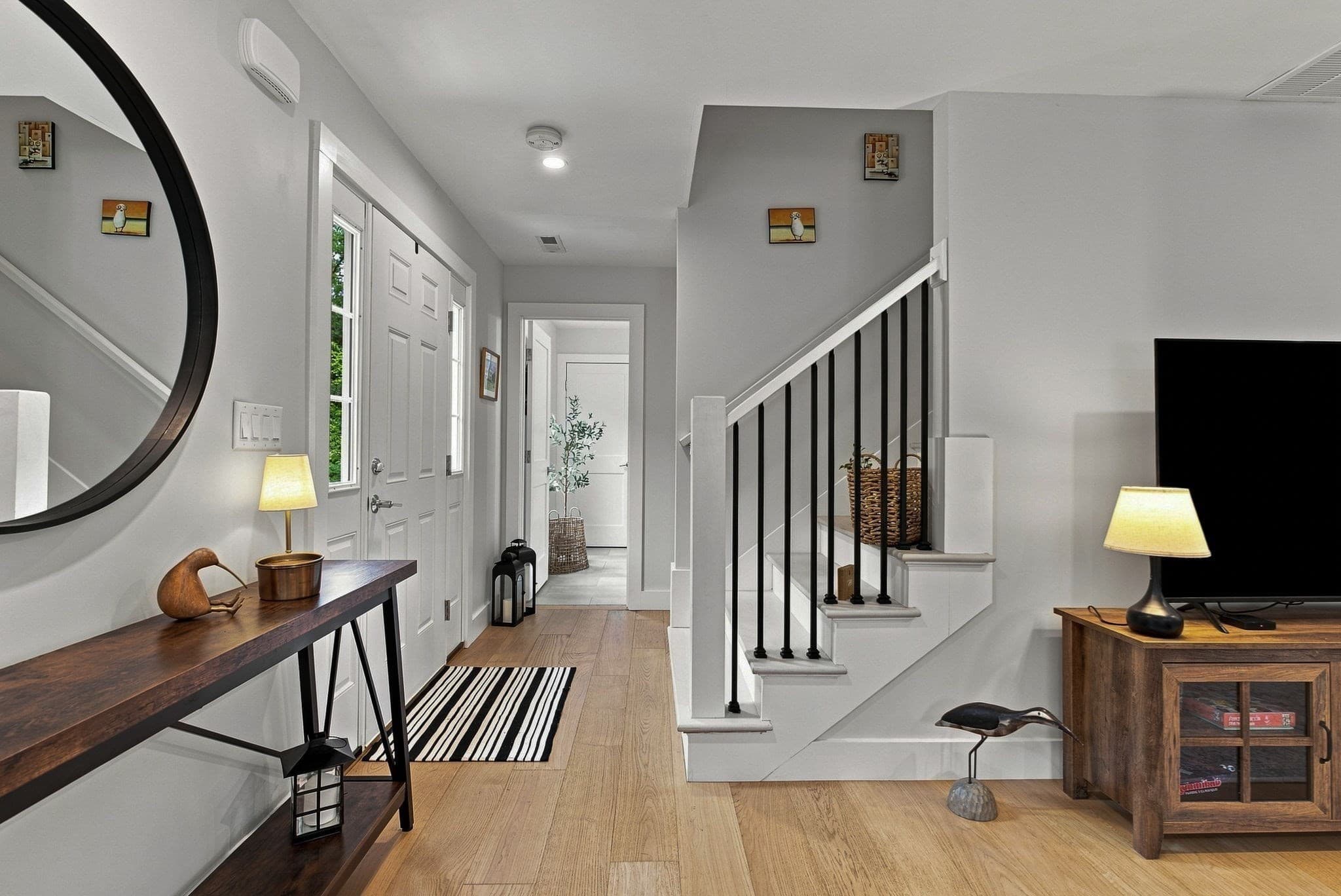 Single Family Residence at 24 Locust St, Salisbury MA 01952, Salisbury, photo 15 of 38