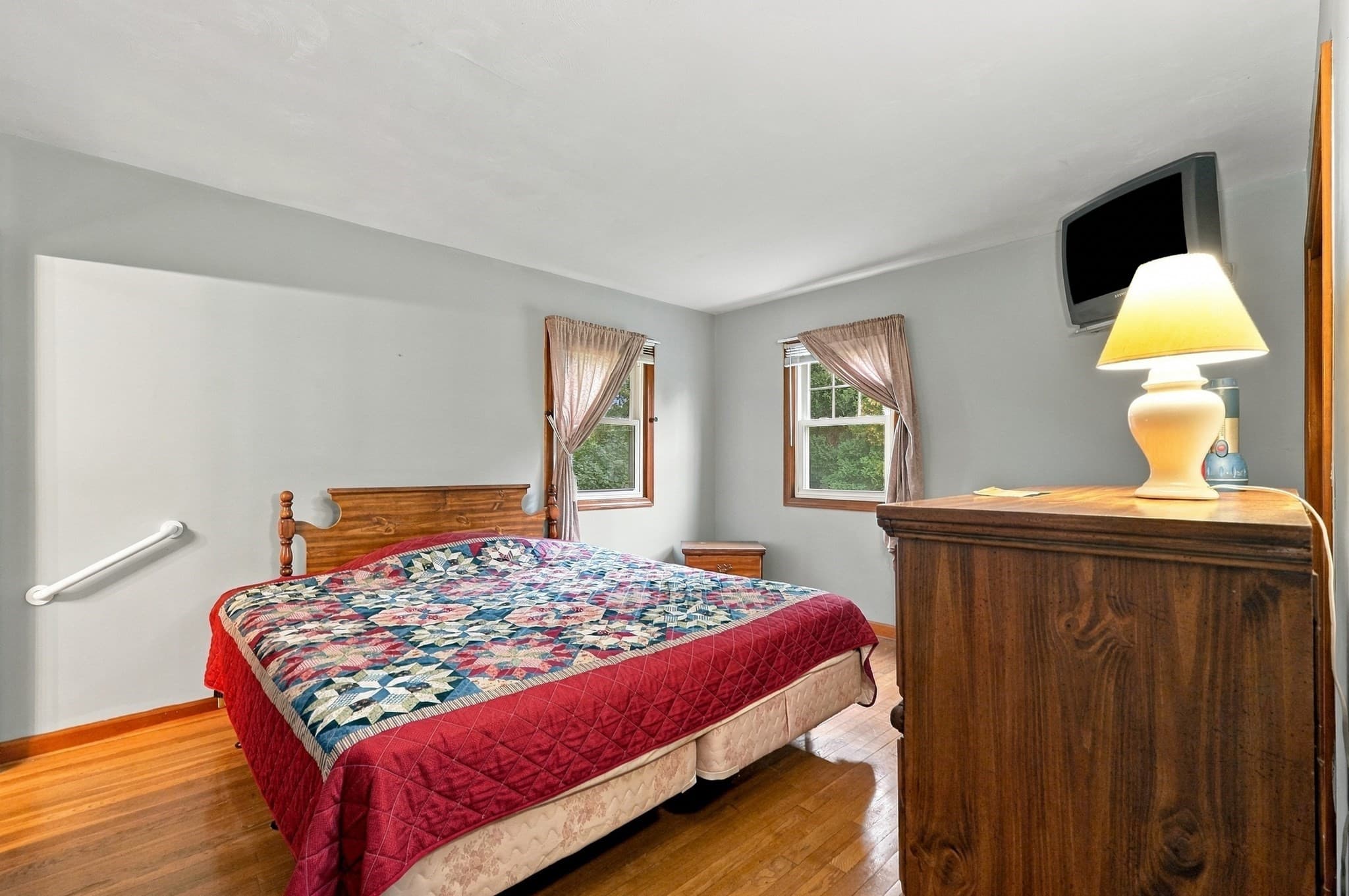 Single Family Residence at 6 Lincoln Dr, Fairhaven MA 02719, Fairhaven, photo 39 of 40