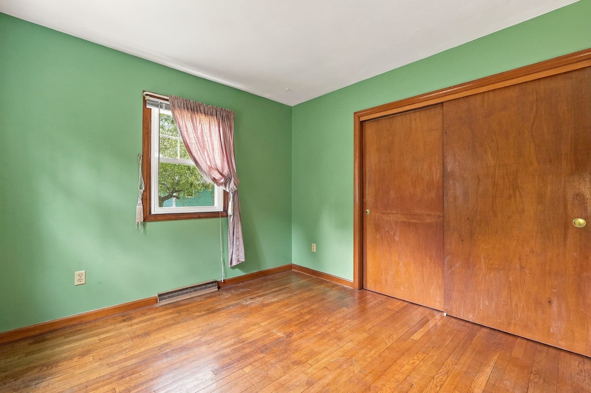 Single Family Residence at 6 Lincoln Dr, Fairhaven MA 02719, Fairhaven, photo 29 of 40