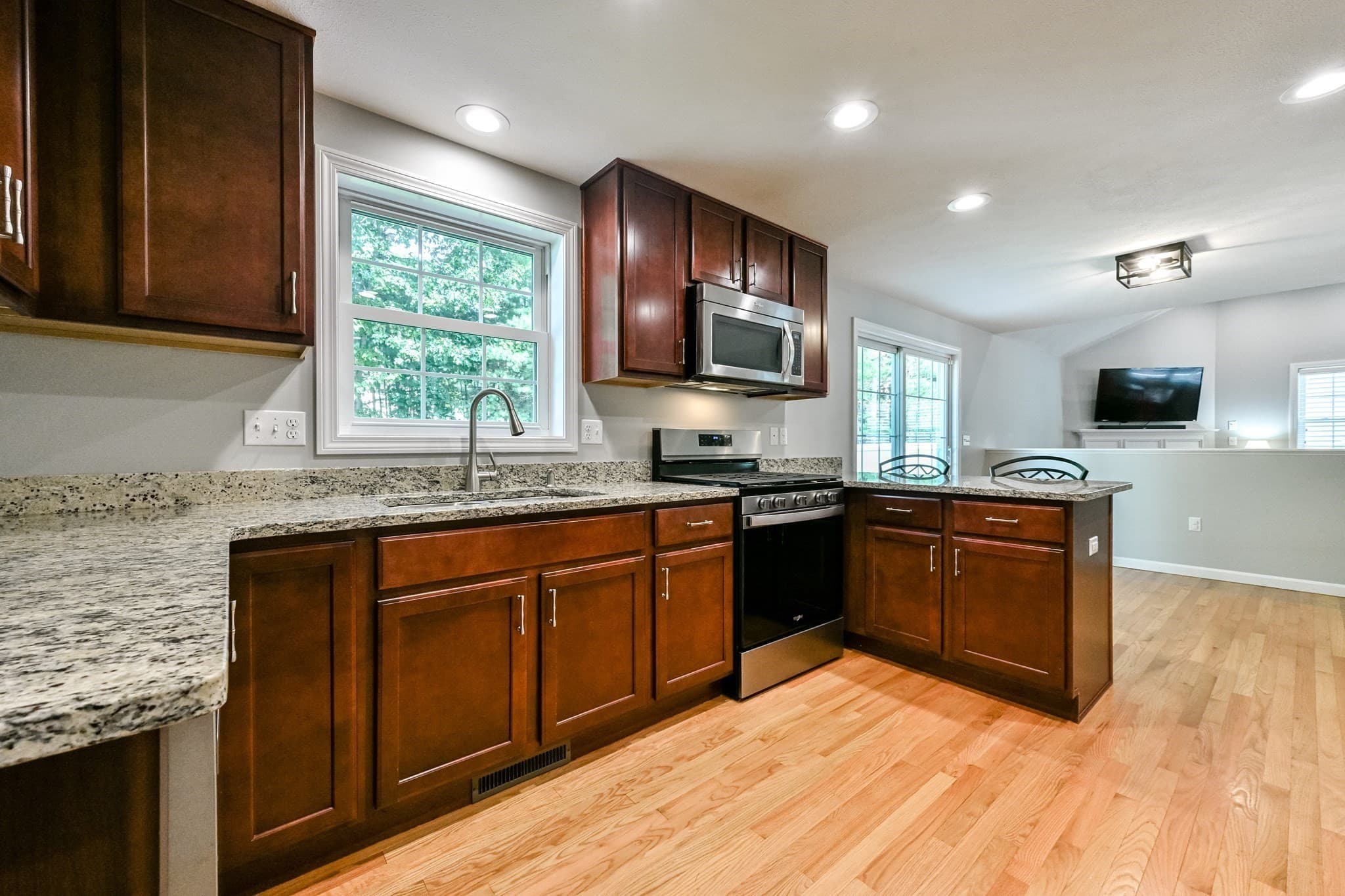 Single Family Residence at 34 Bufton Farm Rd, Clinton MA 01510, Clinton, photo 13 of 42