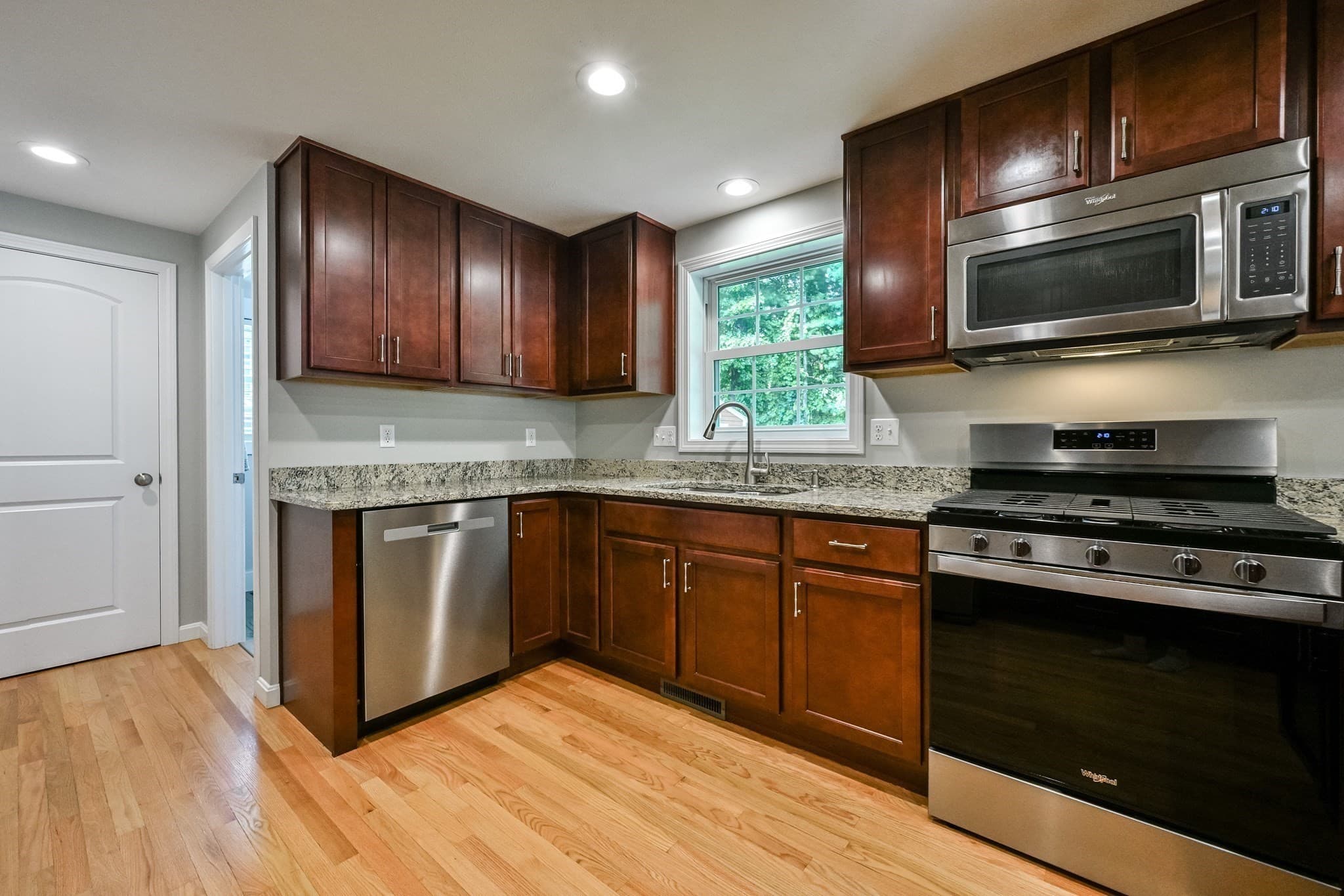 Single Family Residence at 34 Bufton Farm Rd, Clinton MA 01510, Clinton, photo 14 of 42