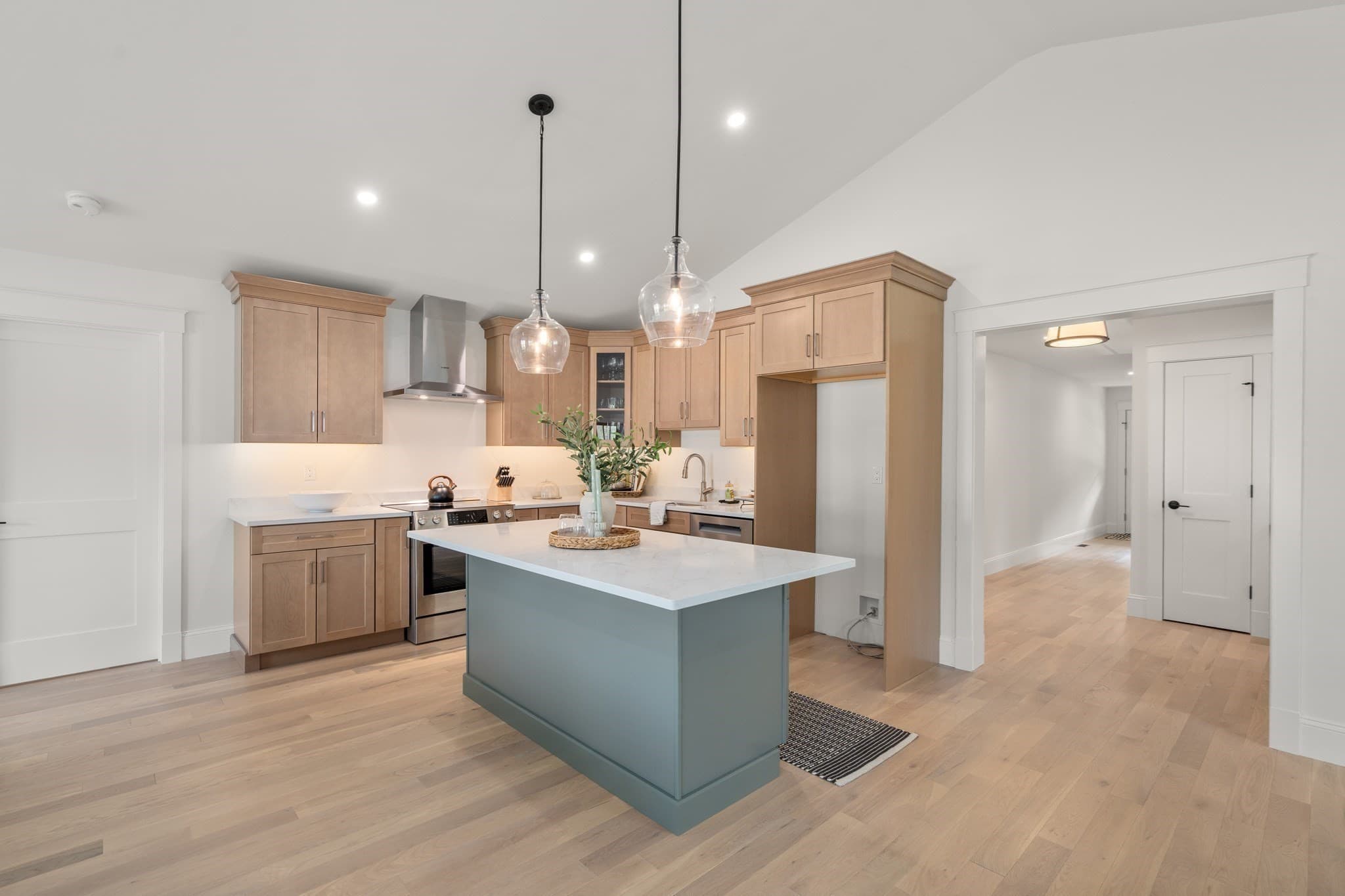 Condominium at 46 Sandwich Road # 46, Plymouth MA 02360, Plymouth, photo 12 of 42
