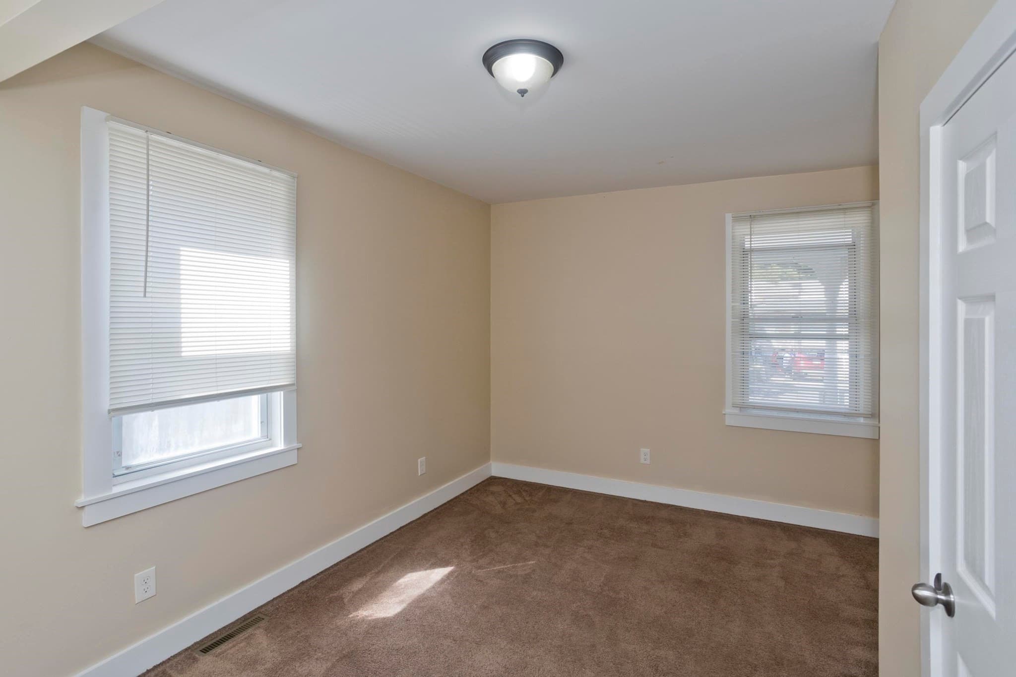 2 Family - 2 Units Up/Down at 18 Dubois Street, Westfield MA 01085, Westfield, photo 4 of 8