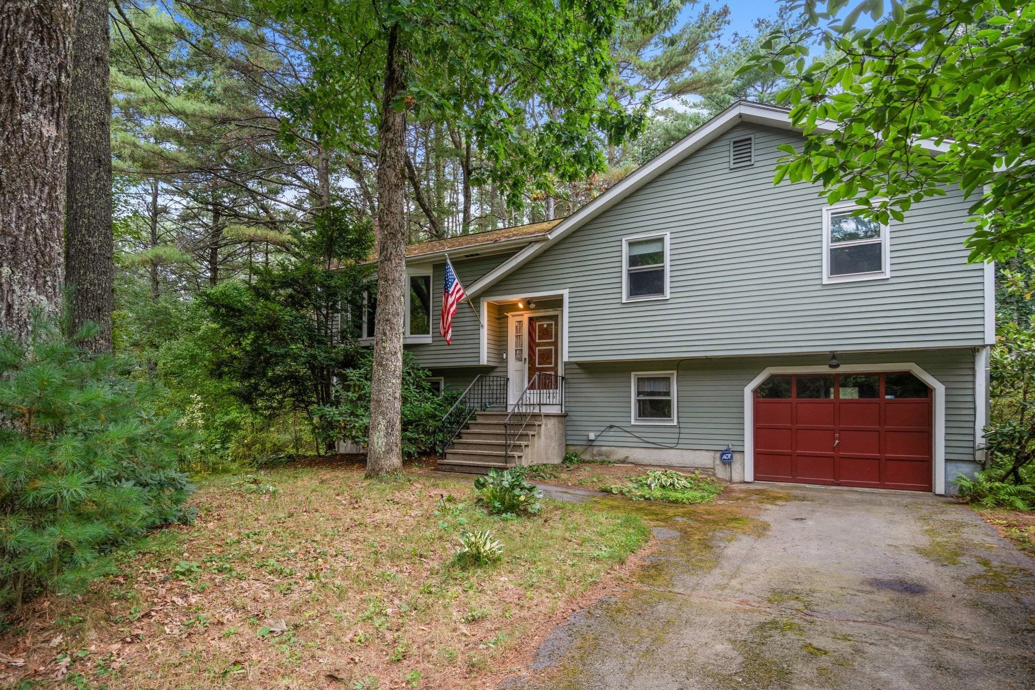 Single Family Residence at 145 White Pond Rd, Hudson MA 01749, Hudson, photo 2 of 36