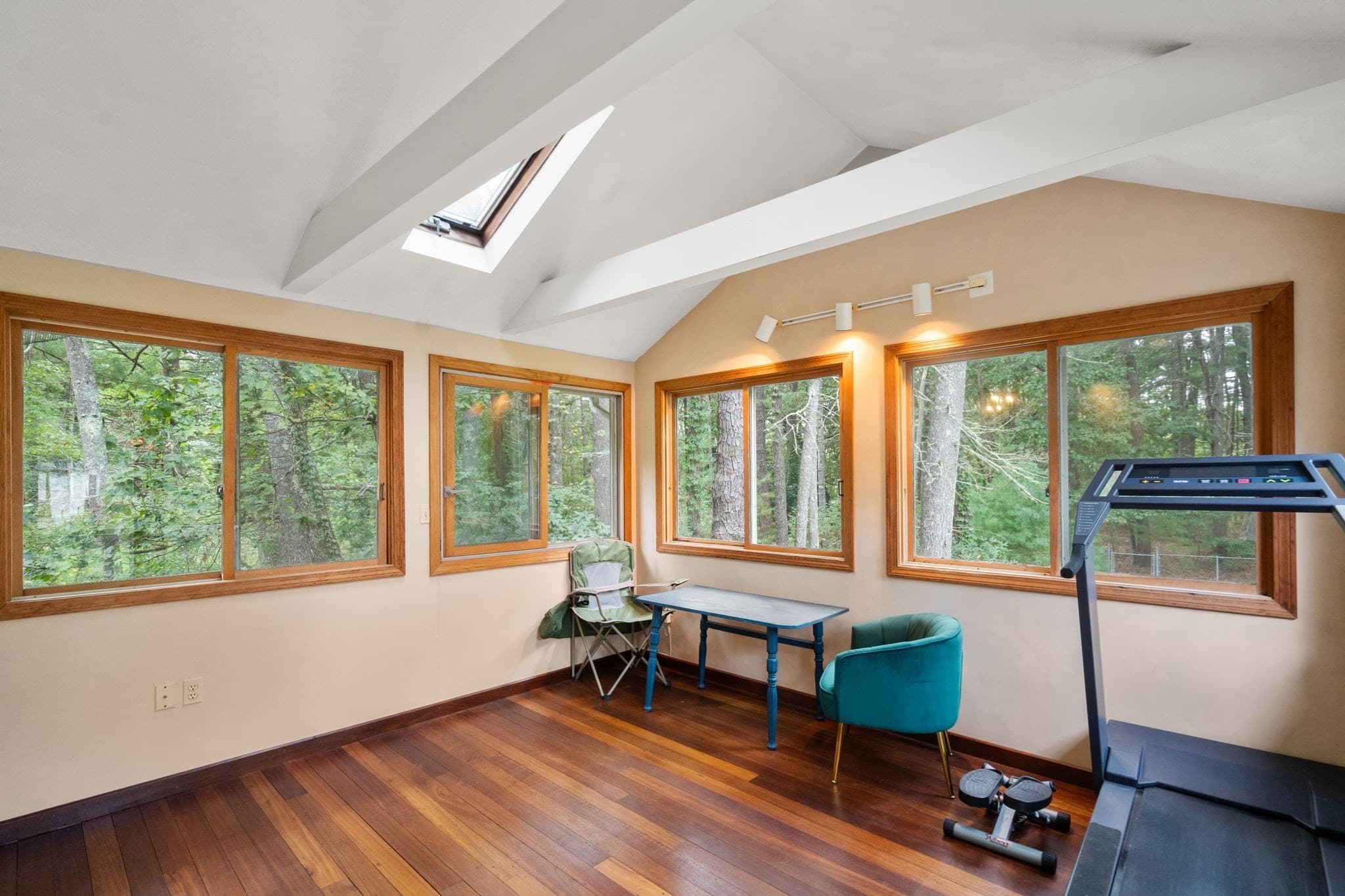 Single Family Residence at 145 White Pond Rd, Hudson MA 01749, Hudson, photo 12 of 36