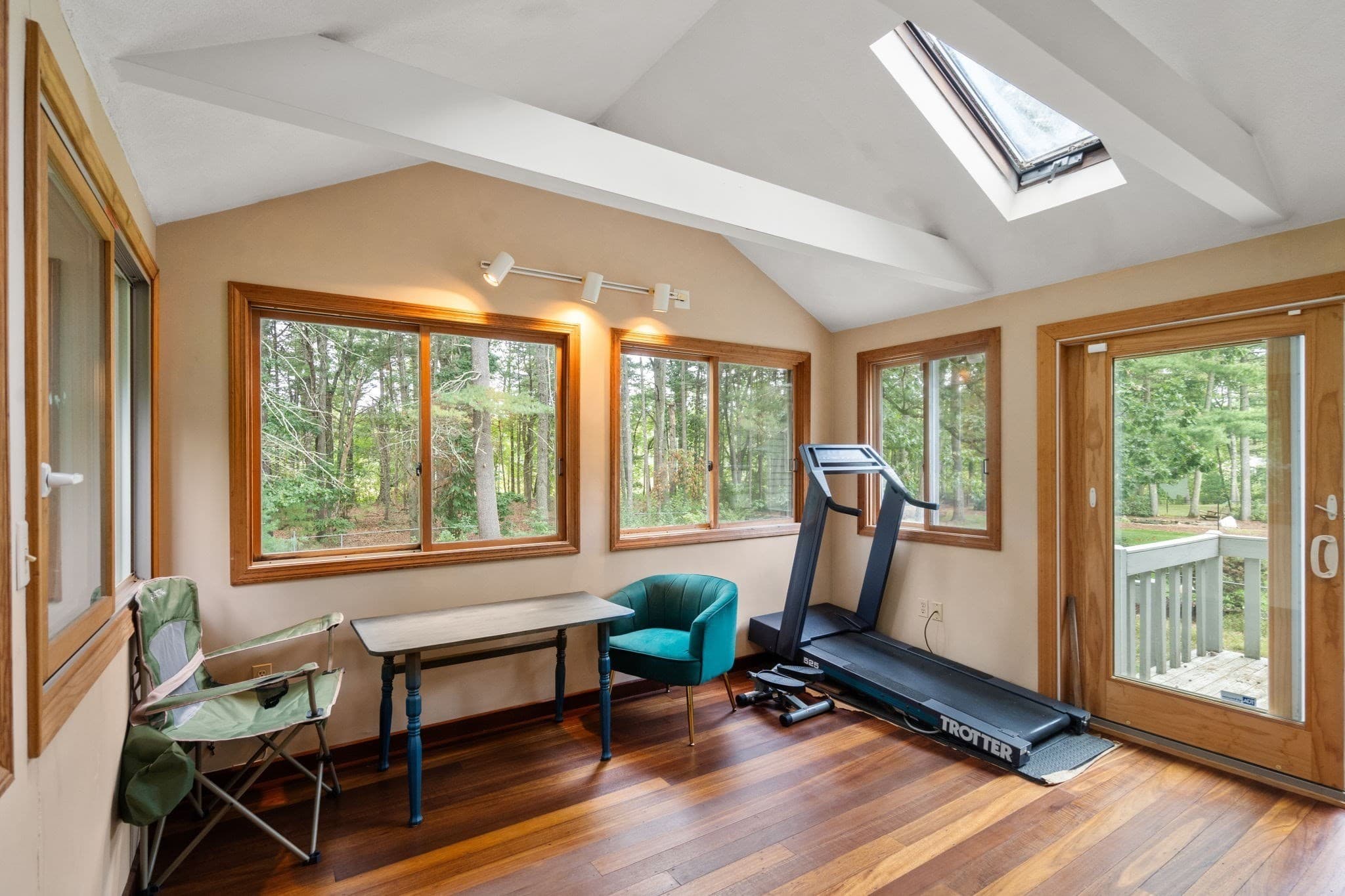 Single Family Residence at 145 White Pond Rd, Hudson MA 01749, Hudson, photo 11 of 36
