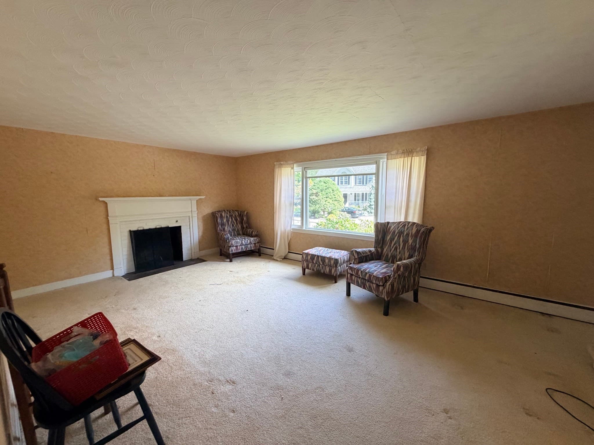 Single Family Residence at 130 Central St, North Reading MA 01864, North Reading, photo 4 of 11