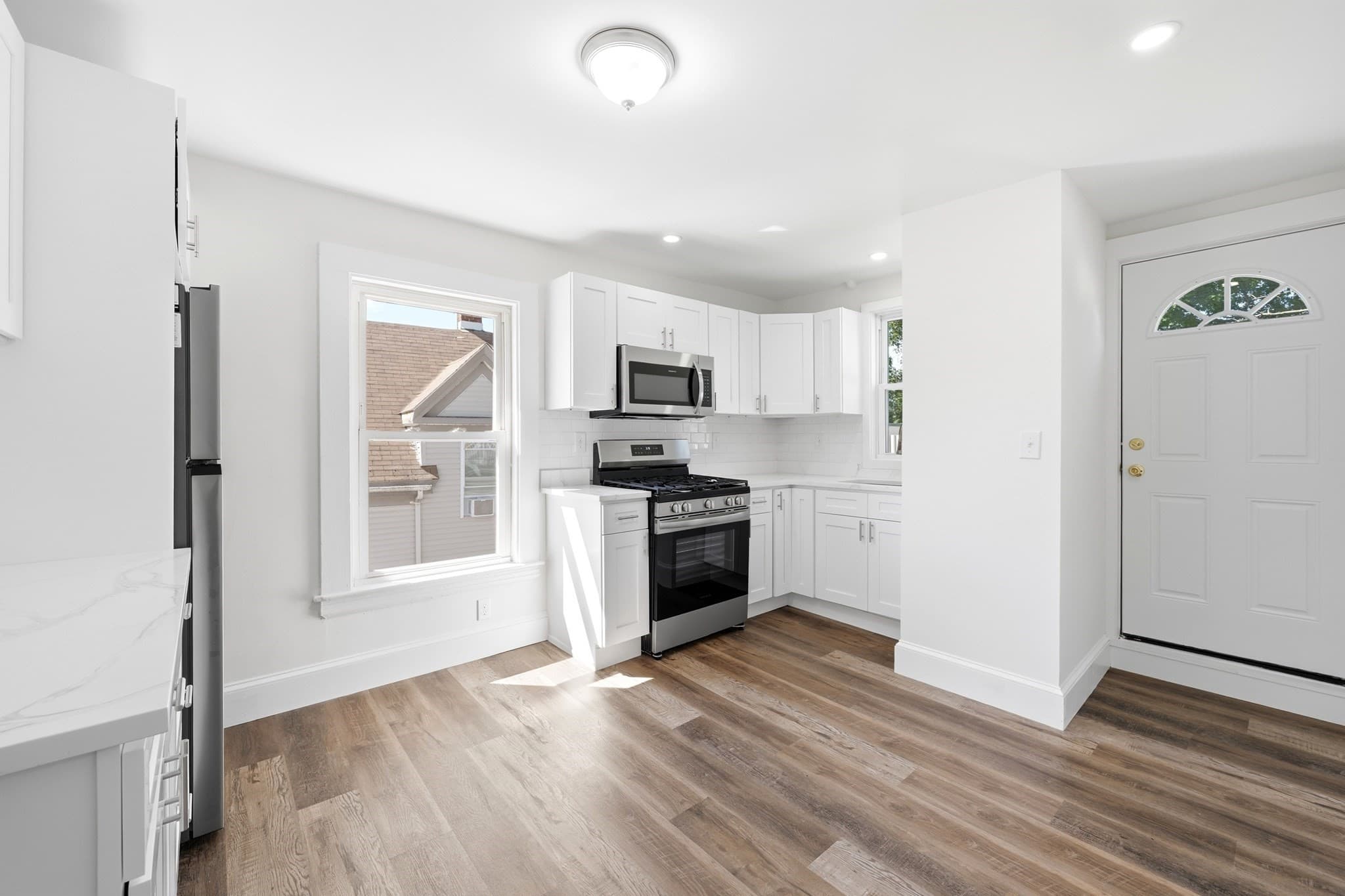 2 Family - 2 Units Up/Down at 24 Birch St, Lynn MA 01902, Lynn, photo 19 of 35