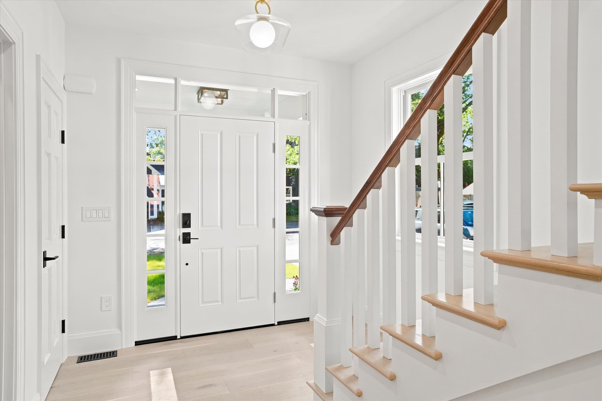 Single Family Residence at 6 Plant St, Newburyport MA 01950, Newburyport, photo 5 of 42