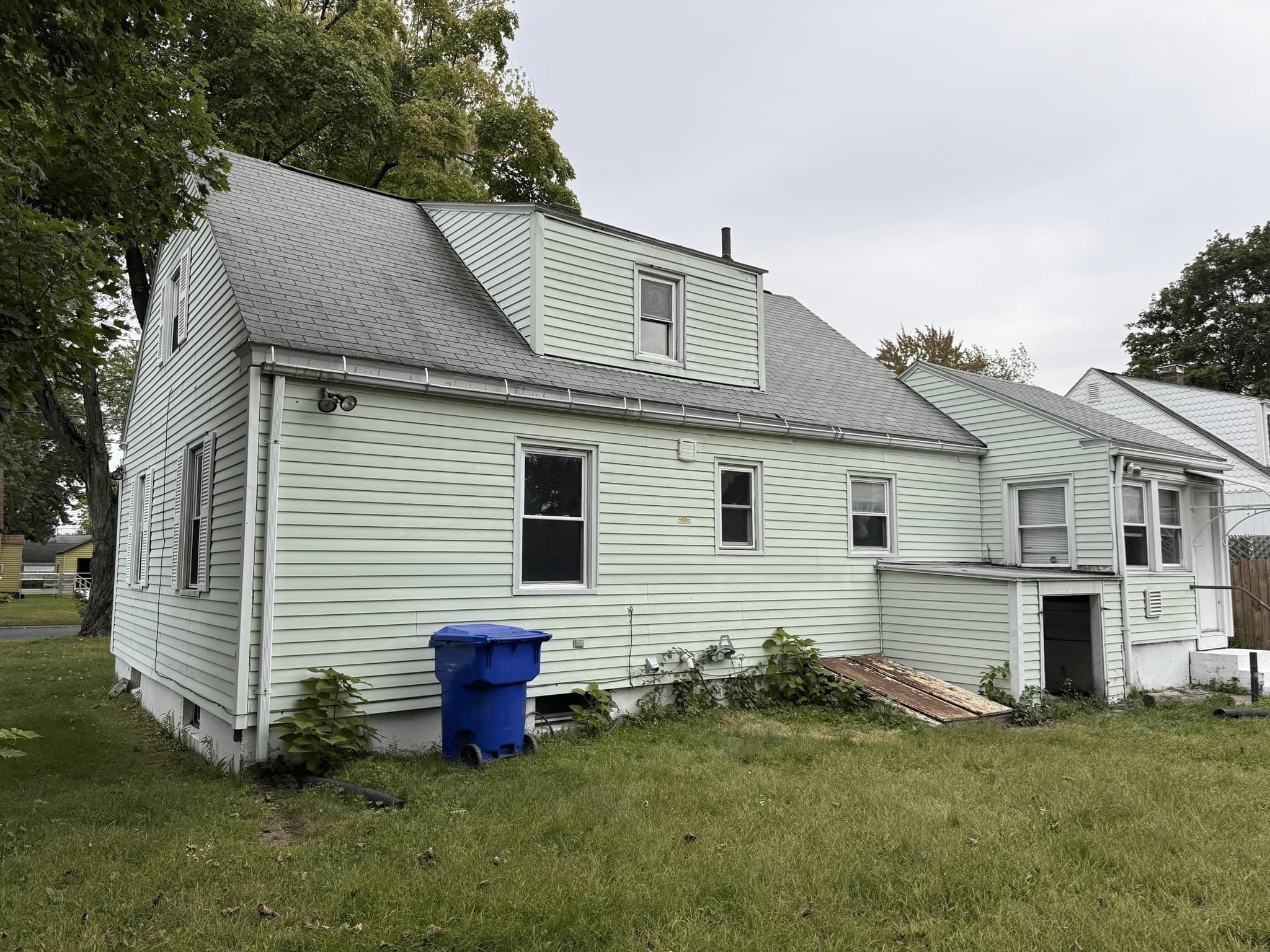 Single Family Residence at 78 Massreco St, Springfield MA 01109, Springfield, photo 13 of 13