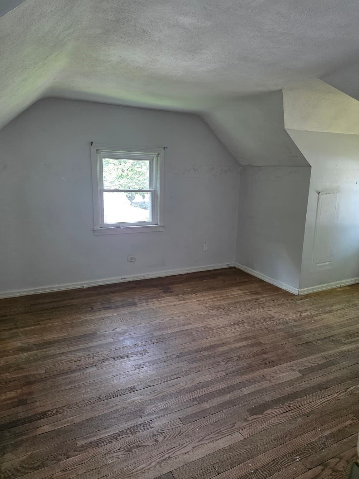 Single Family Residence at 78 Massreco St, Springfield MA 01109, Springfield, photo 9 of 13