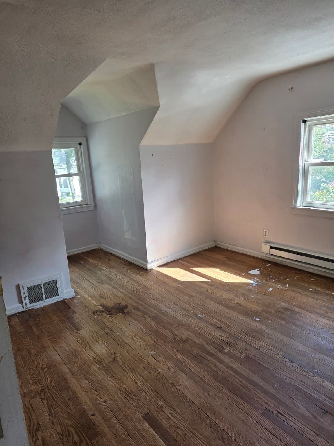 Single Family Residence at 78 Massreco St, Springfield MA 01109, Springfield, photo 8 of 13