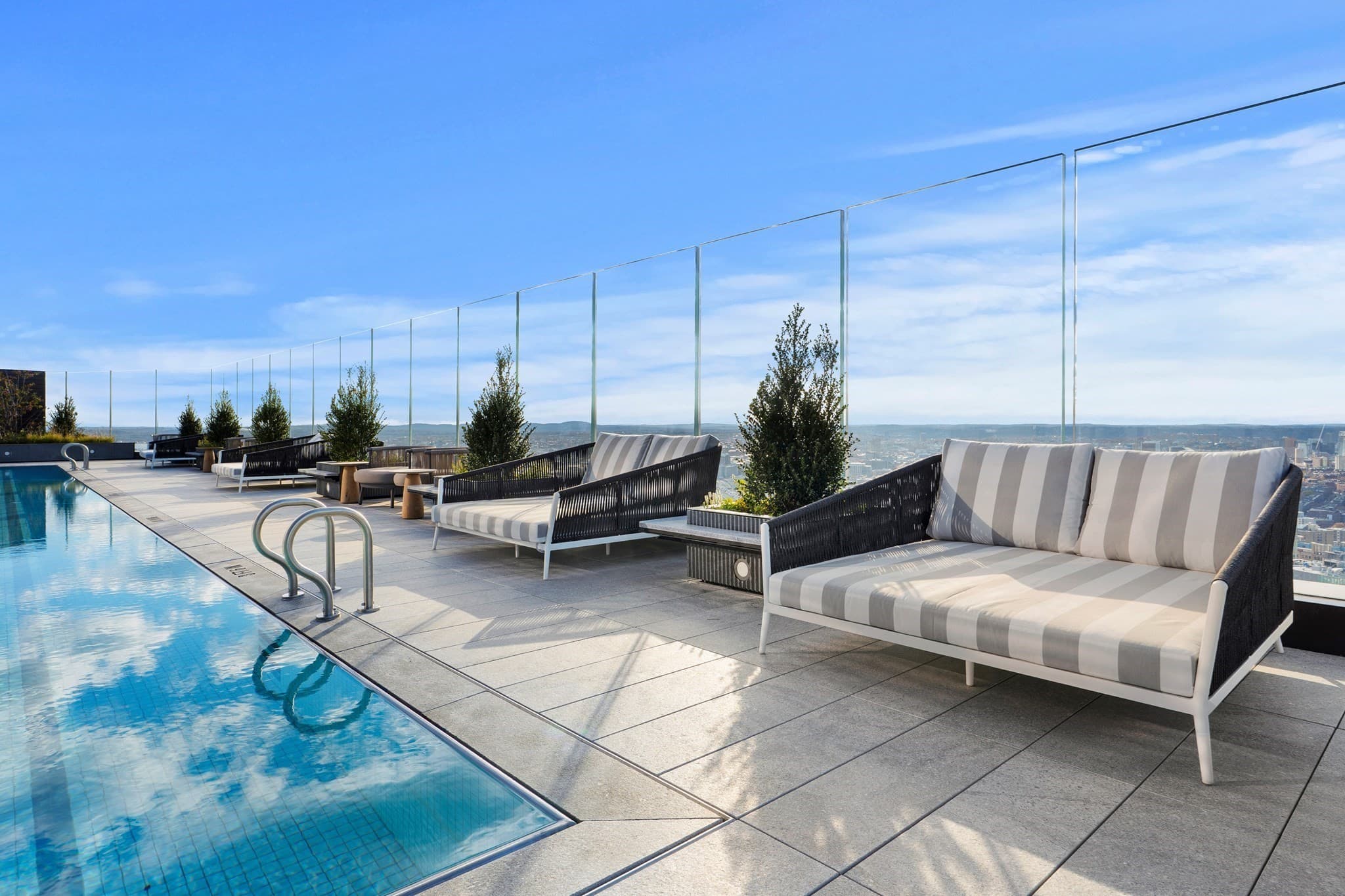 Condominium at 682 Atlantic Avenue # 3702, Boston MA 02110, Boston, photo 24 of 41