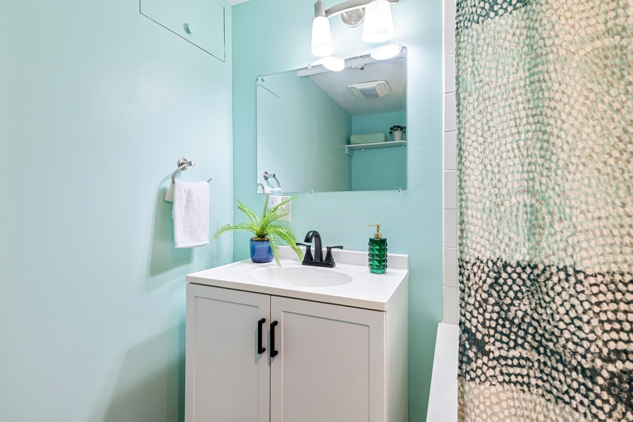 Condominium at 69 Harvey St # 3, Cambridge MA 02141, Cambridge, photo 21 of 27