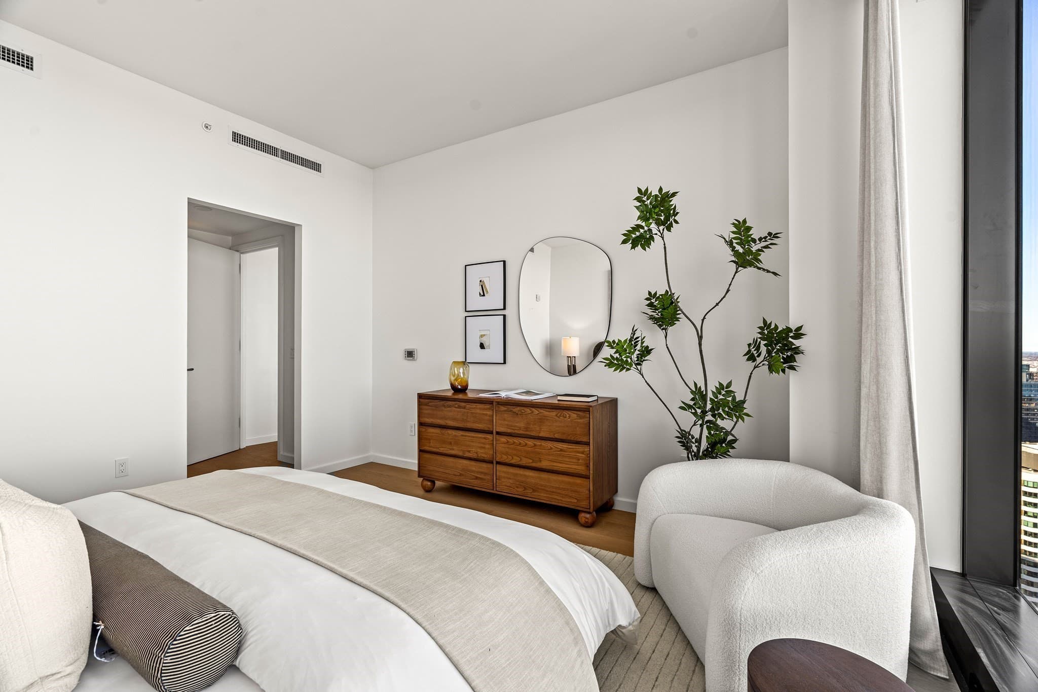 Condominium at 682 Atlantic Avenue # 3707, Boston MA 02110, Boston, photo 7 of 42