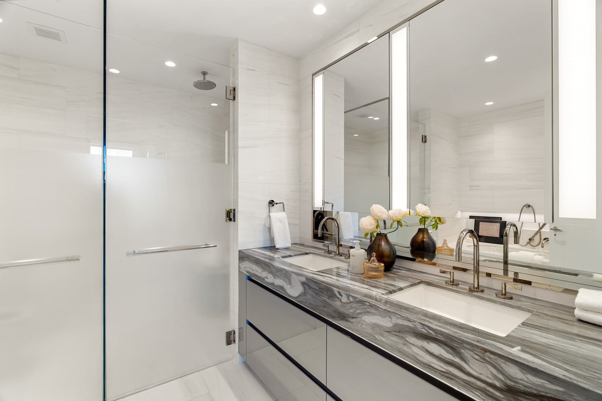 Condominium at 682 Atlantic Avenue # 3707, Boston MA 02110, Boston, photo 8 of 42
