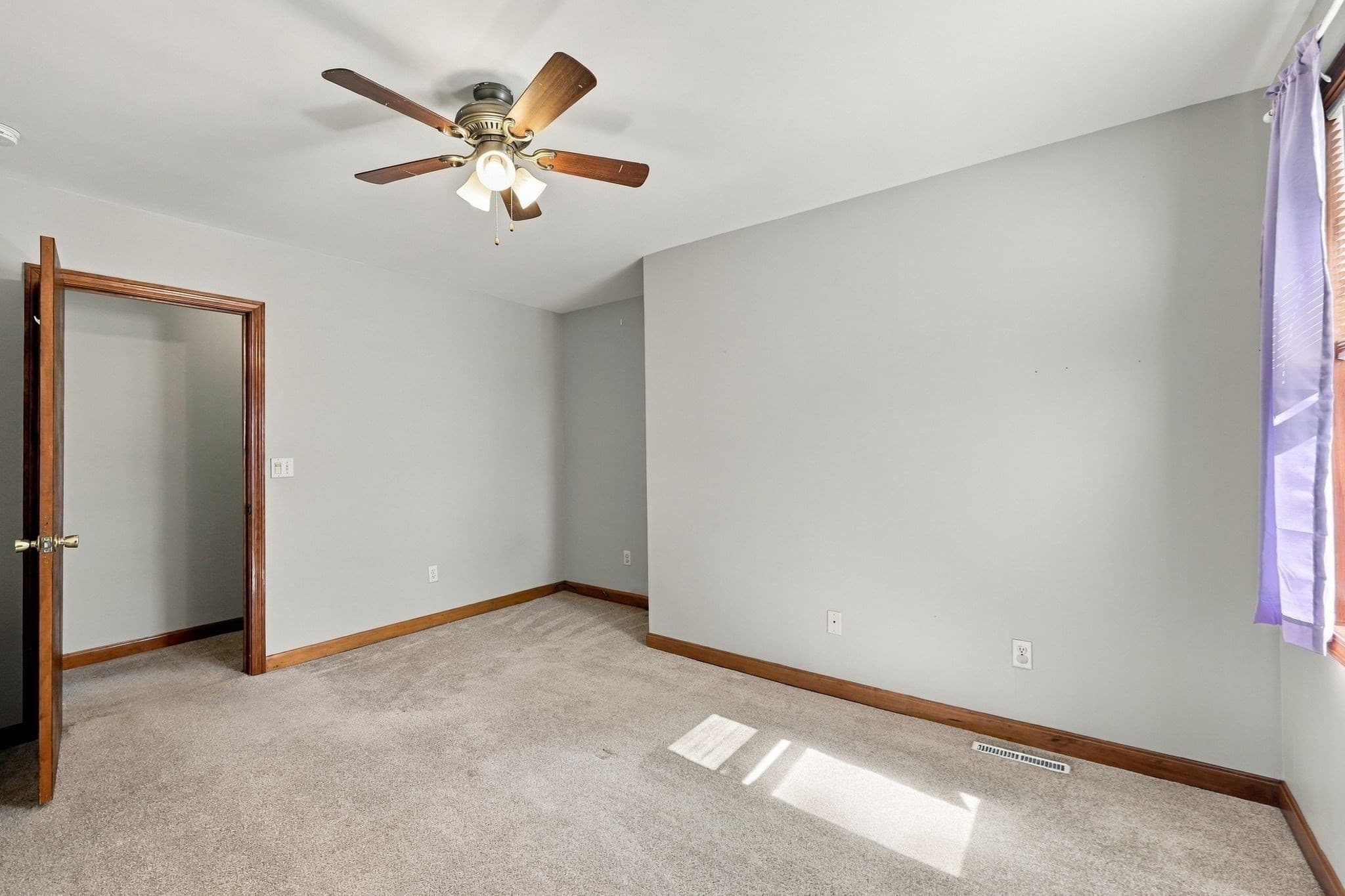 Single Family Residence at 16 Oak St, Southwick MA 01077, Southwick, photo 32 of 41