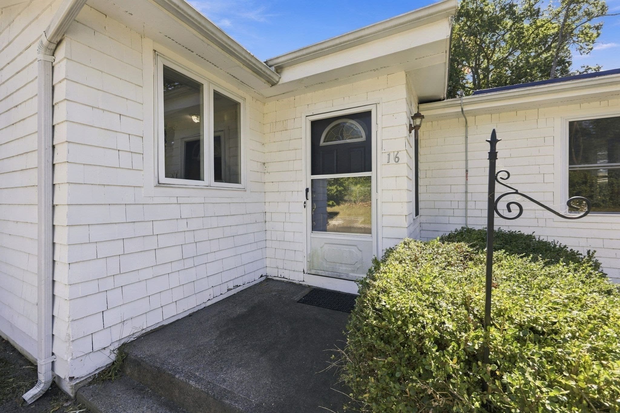 Single Family Residence at 16 Oak St, Southwick MA 01077, Southwick, photo 8 of 41