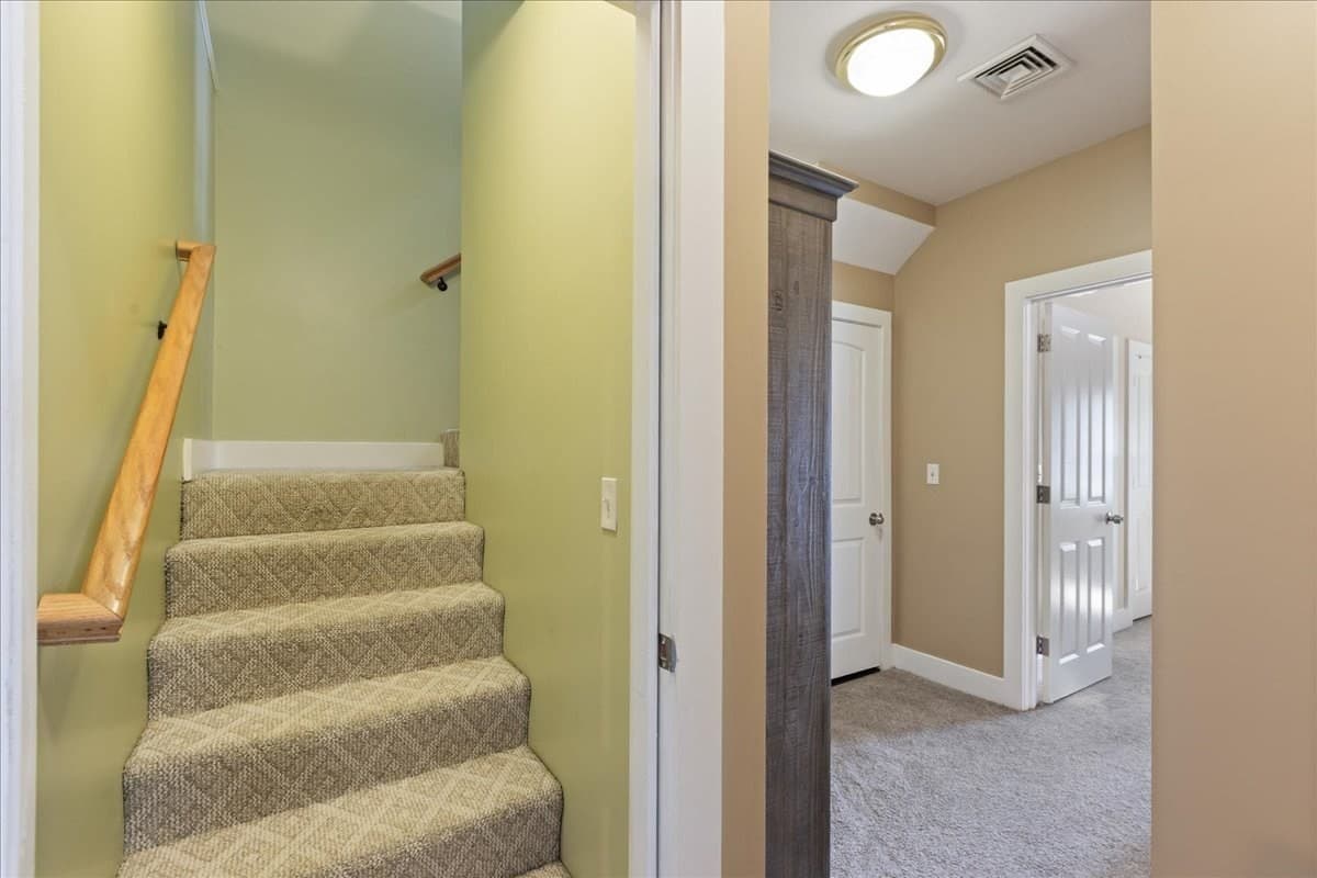 Condominium at 4 Mechanic St # 1, Merrimac MA 01860, Merrimac, photo 22 of 32