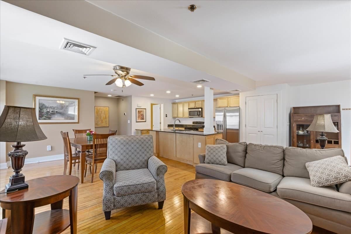 Condominium at 4 Mechanic St # 1, Merrimac MA 01860, Merrimac, photo 7 of 32