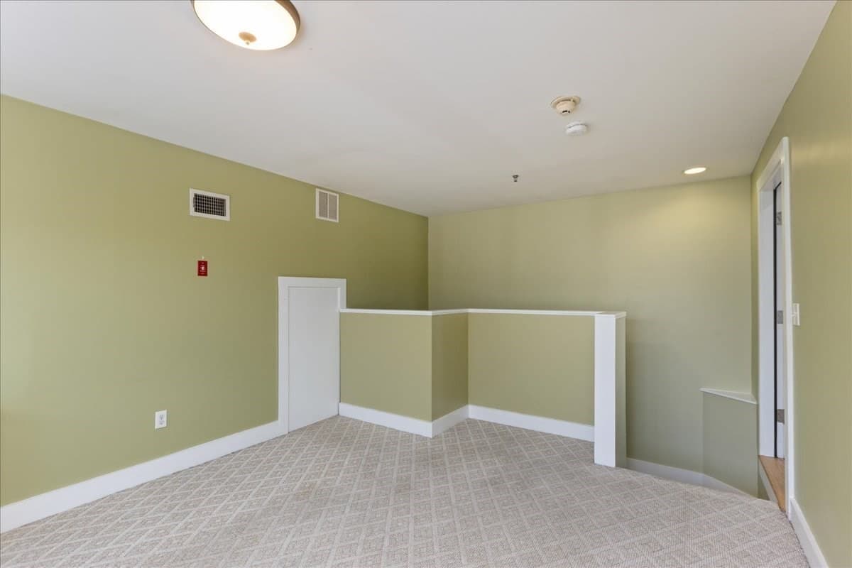 Condominium at 4 Mechanic St # 1, Merrimac MA 01860, Merrimac, photo 28 of 32