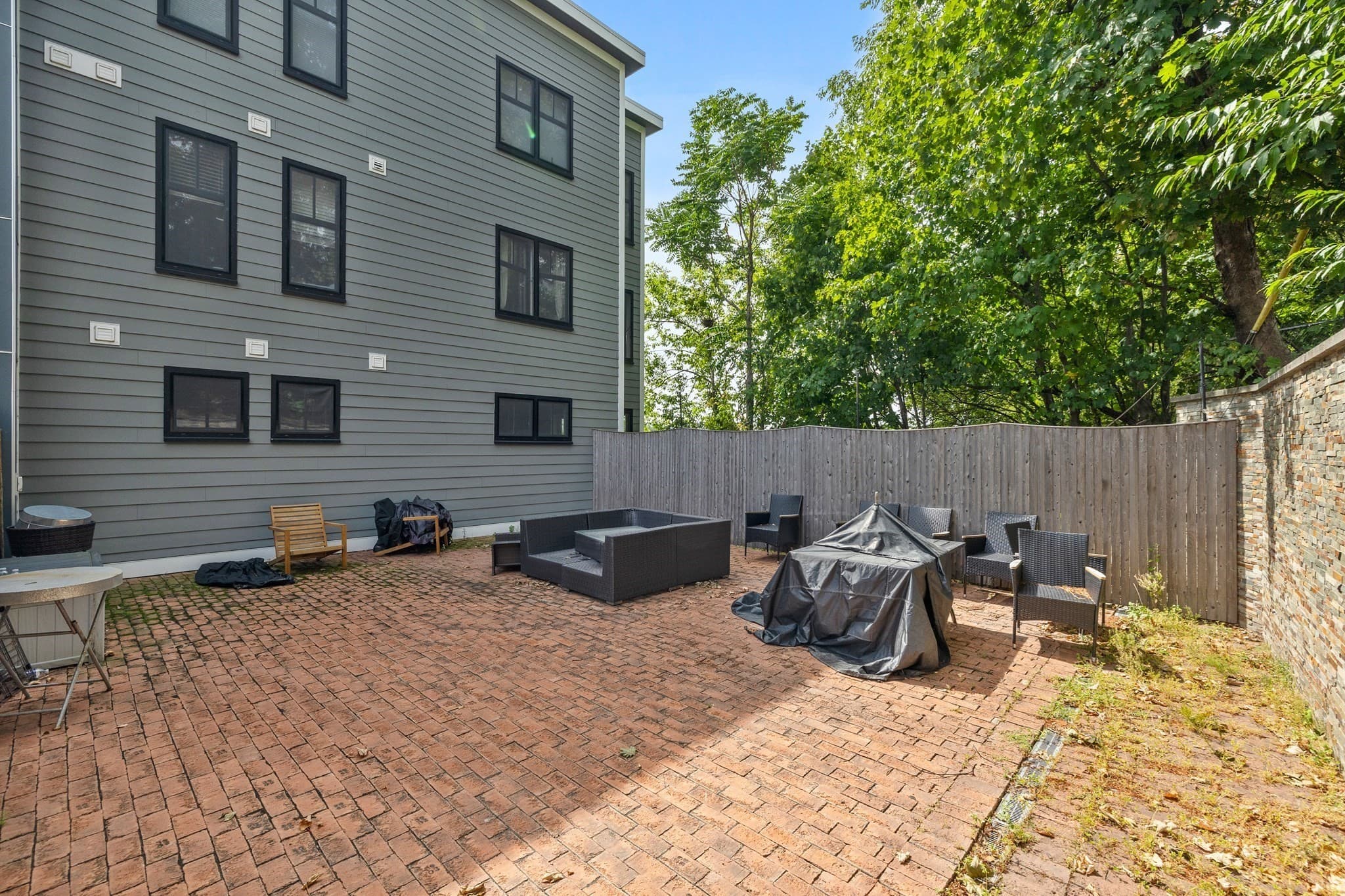 Condominium at 1721 Centre St # 204, Boston MA 02132, Boston, photo 25 of 31
