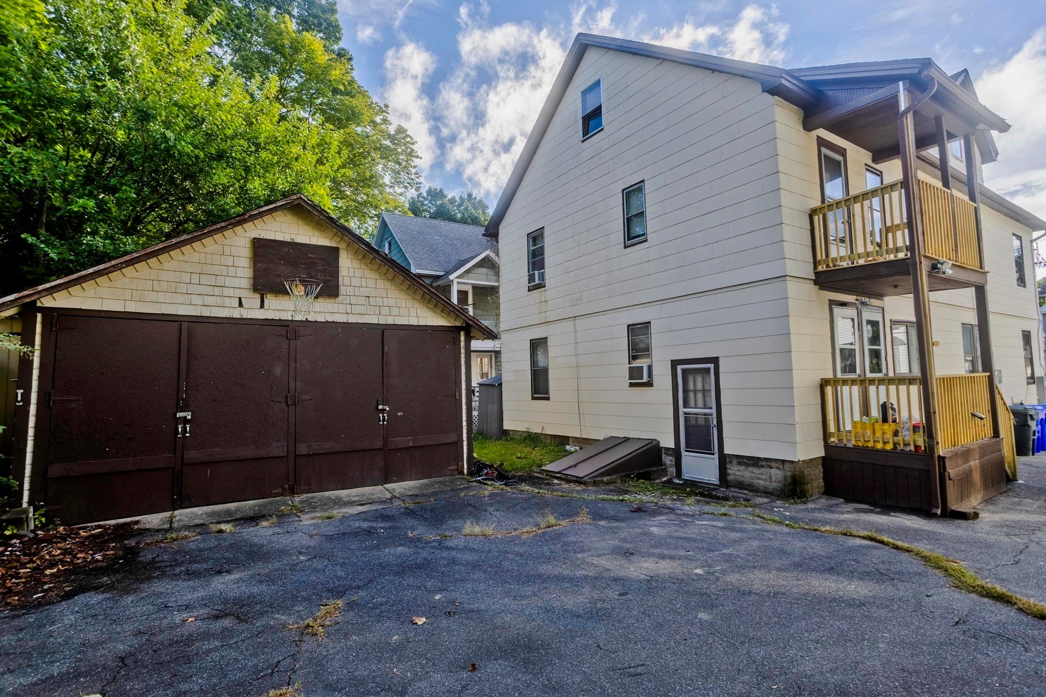 2 Family - 2 Units Up/Down at 82-84 Maryland St, Springfield MA 01108, Springfield, photo 9 of 25