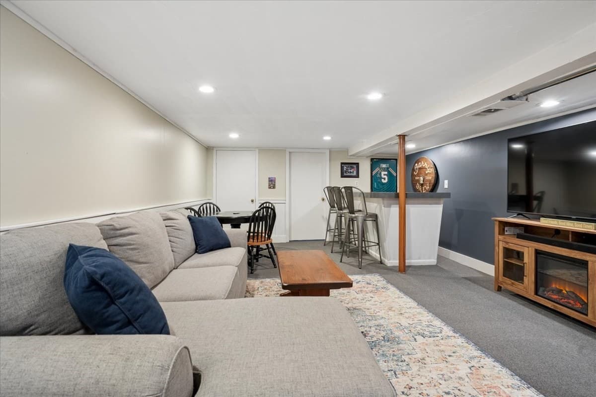 Single Family Residence at 15 Brookman Street, Worcester MA 01606, Worcester, photo 30 of 42