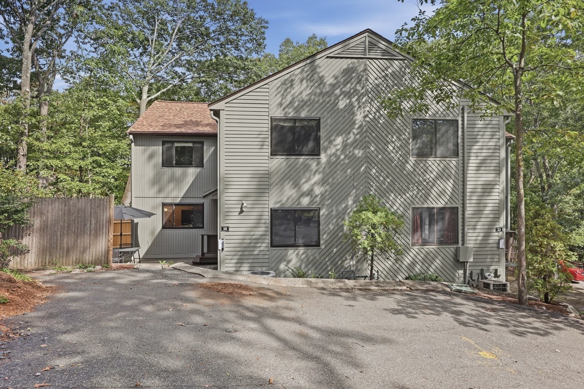 Condominium at 30 Mountain Gate Road # 30, Ashland MA 01721, Ashland, photo 2 of 32