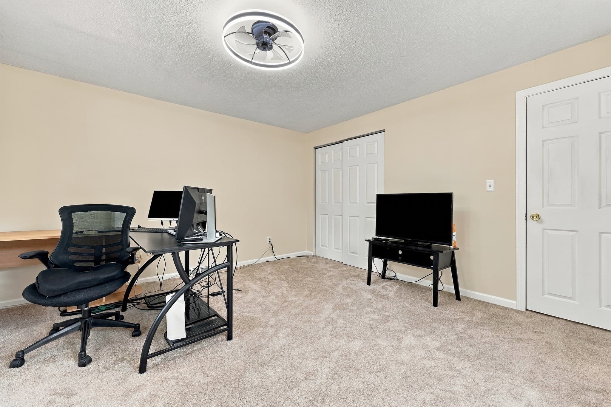 Condominium at 30 Mountain Gate Road # 30, Ashland MA 01721, Ashland, photo 18 of 32
