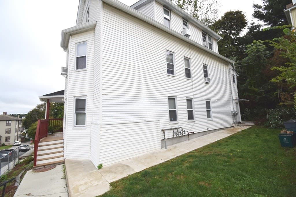 3 Family at 62 Westminster Street, Worcester MA 01605, Worcester, photo 2 of 28